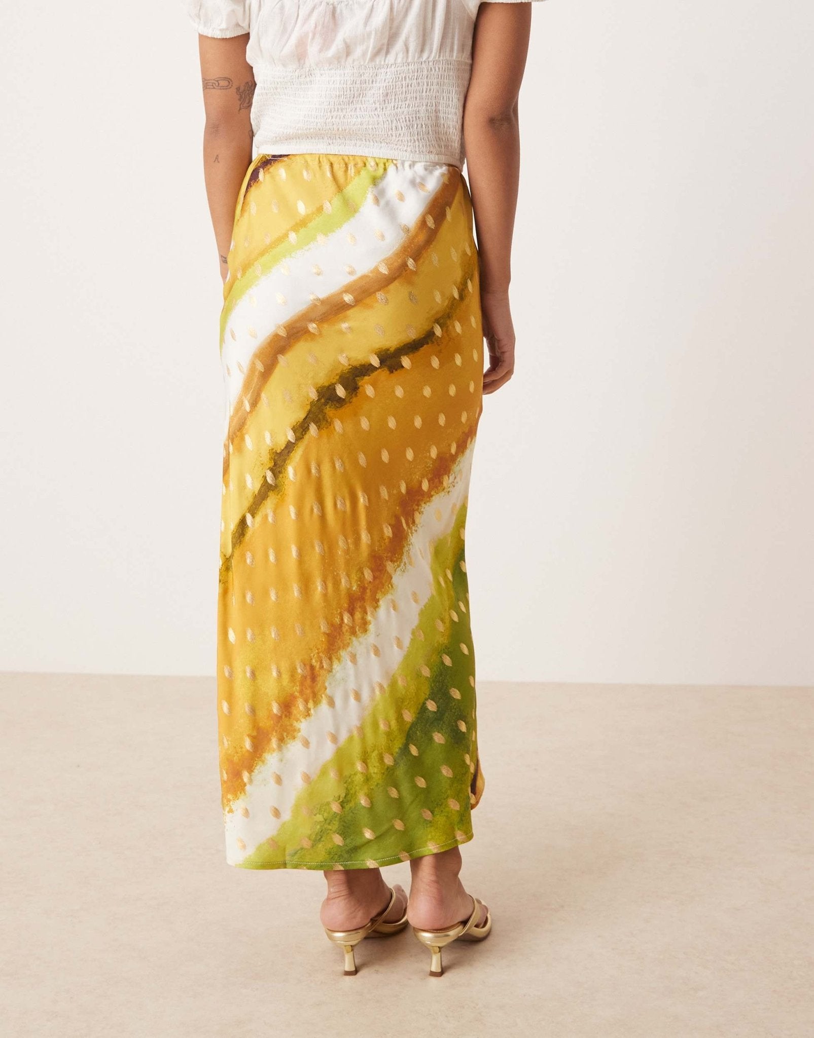 Never Fully Dressed Petite Dorris satin gold fleck maxi skirt in green print - ASOS Sample Sale