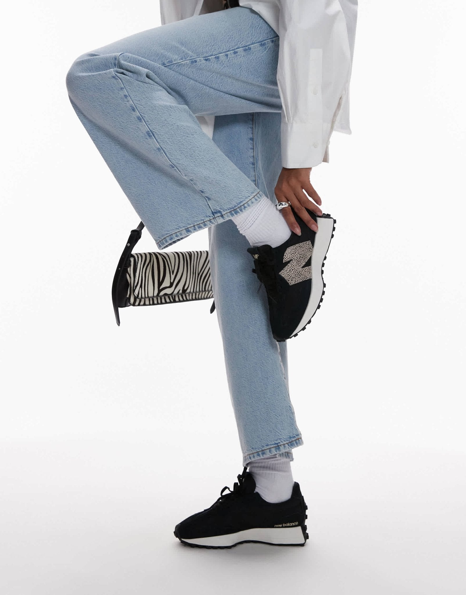 New Balance 327 unisex trainers in black and leopard print - BLACK - ASOS Sample Sale