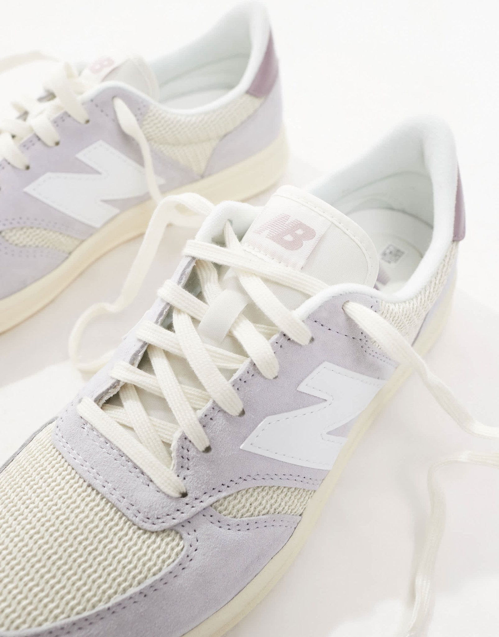 New Balance CT500 unisex trainers in light grey - ASOS Sample Sale