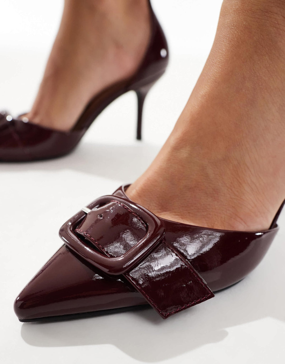 New Look buckle trim heeled shoe in burgundy - ASOS Sample Sale