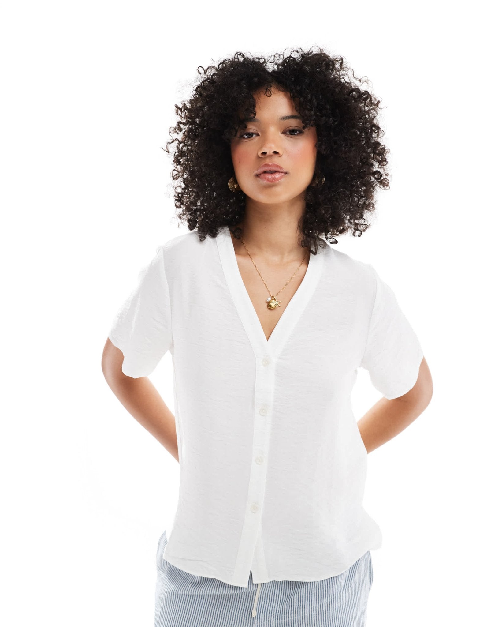New Look button down shell top in white - ASOS Sample Sale