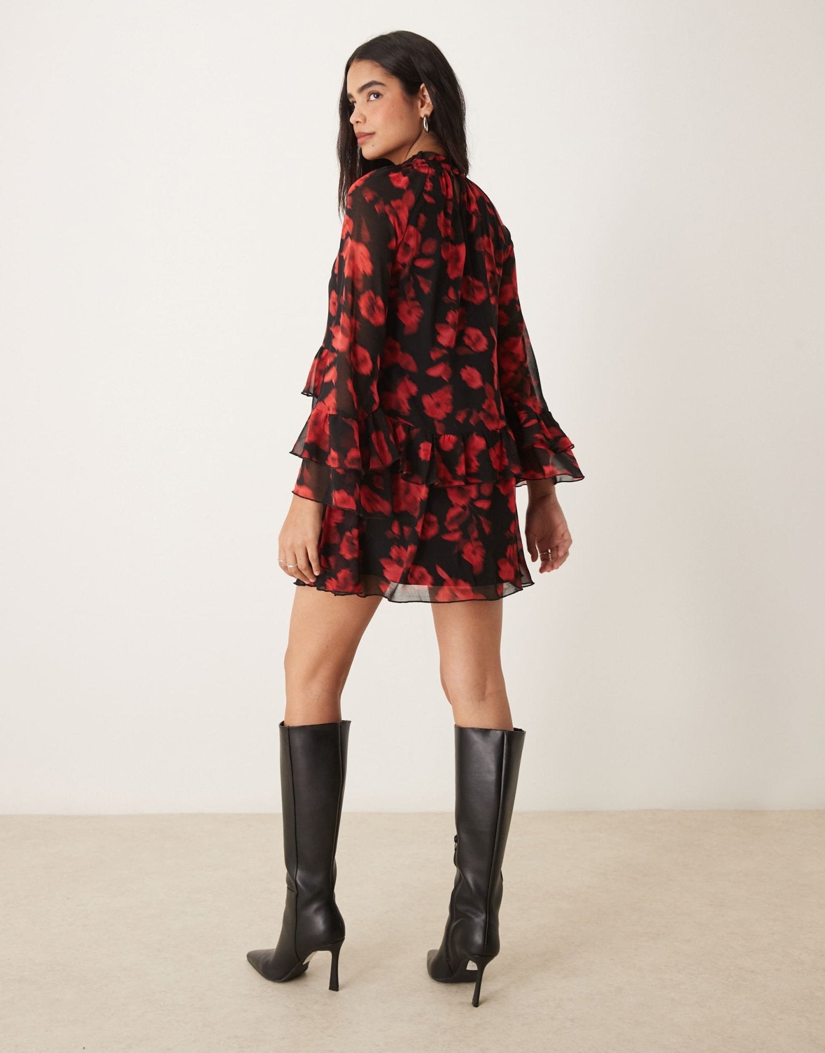 New Look chiffon mini dress in rose print - ASOS Sample Sale