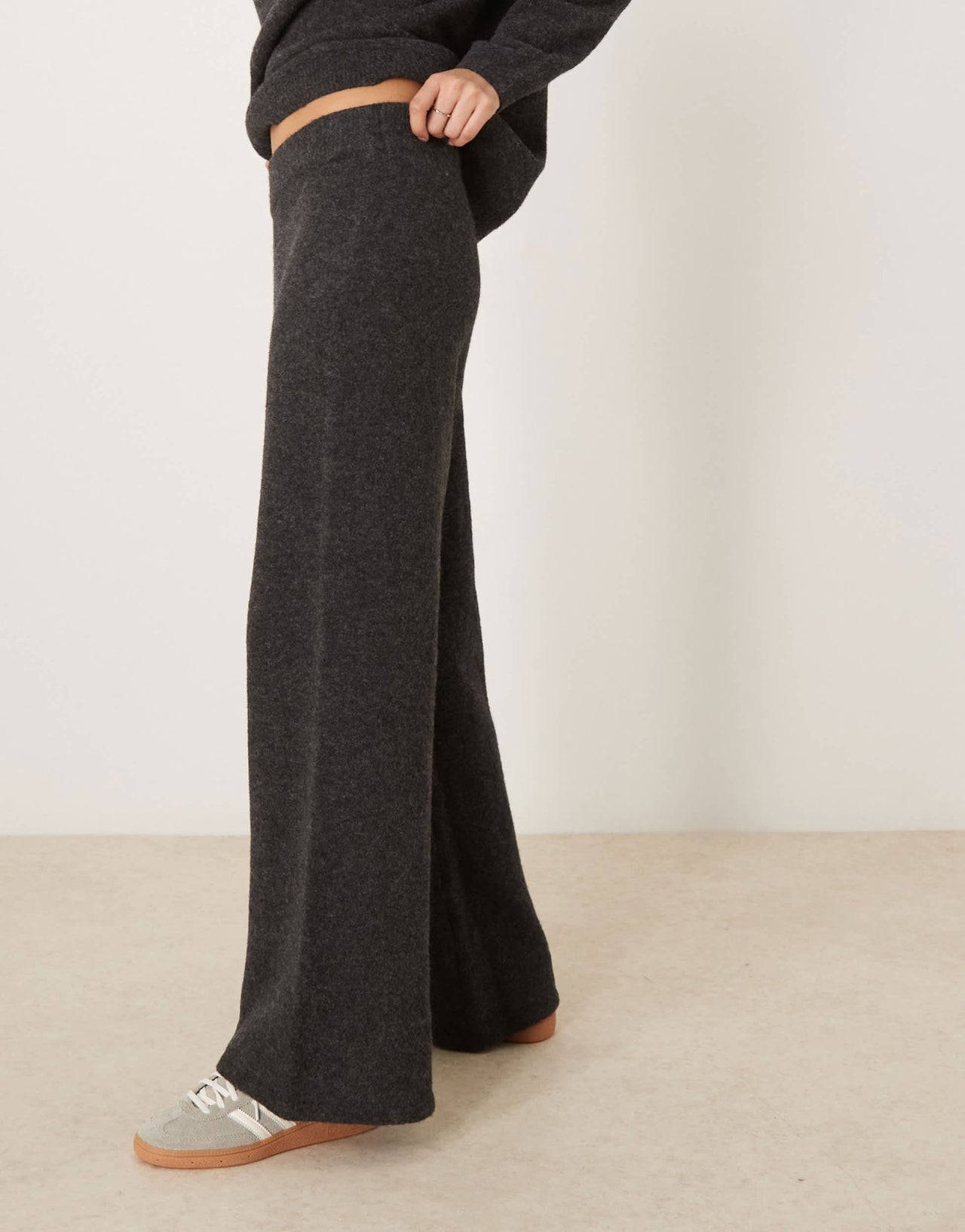 New Look co-ord knitted trouser in grey - ASOS Sample Sale