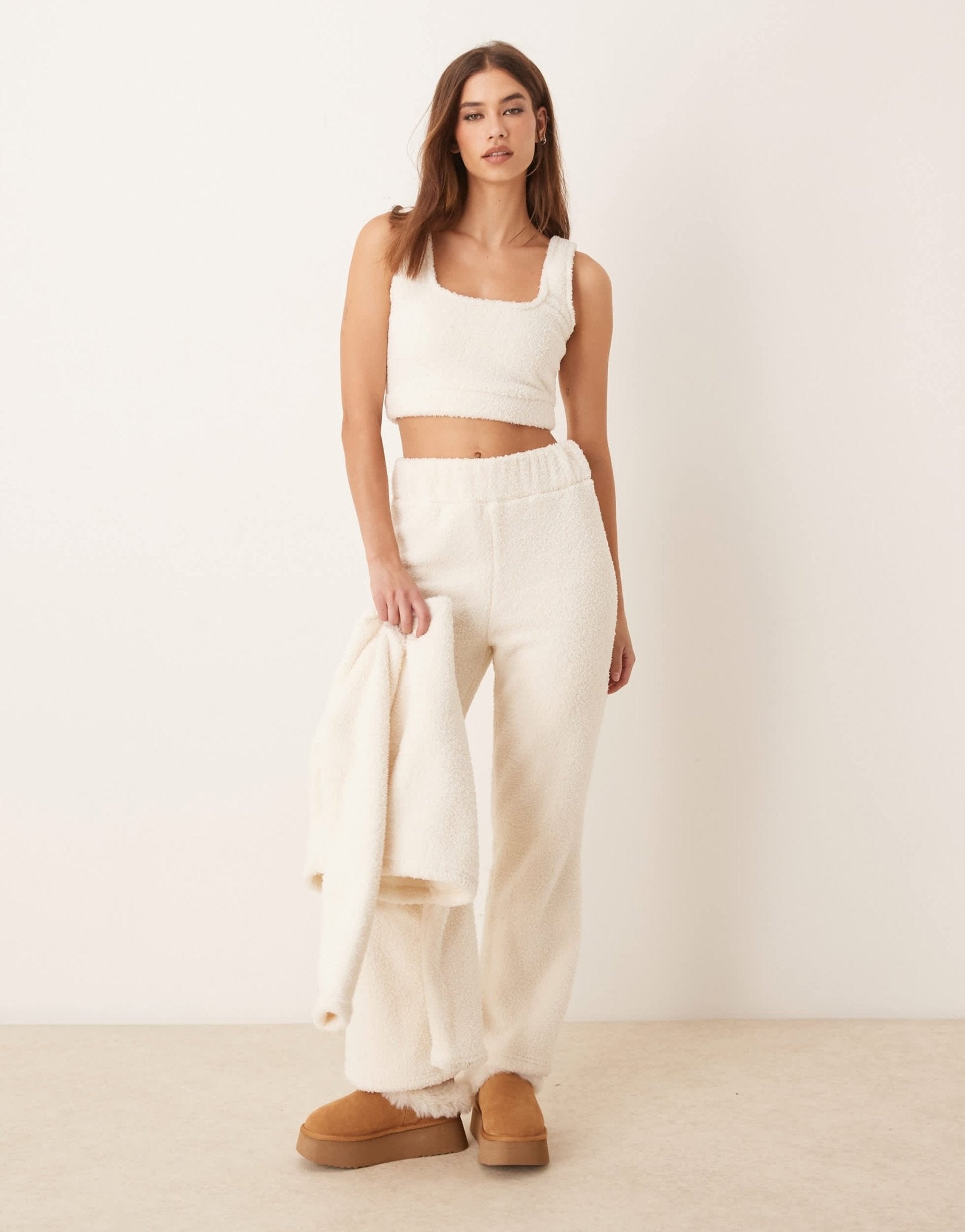 New Look co - ord sherpa cropped vest in cream - ASOS Sample Sale
