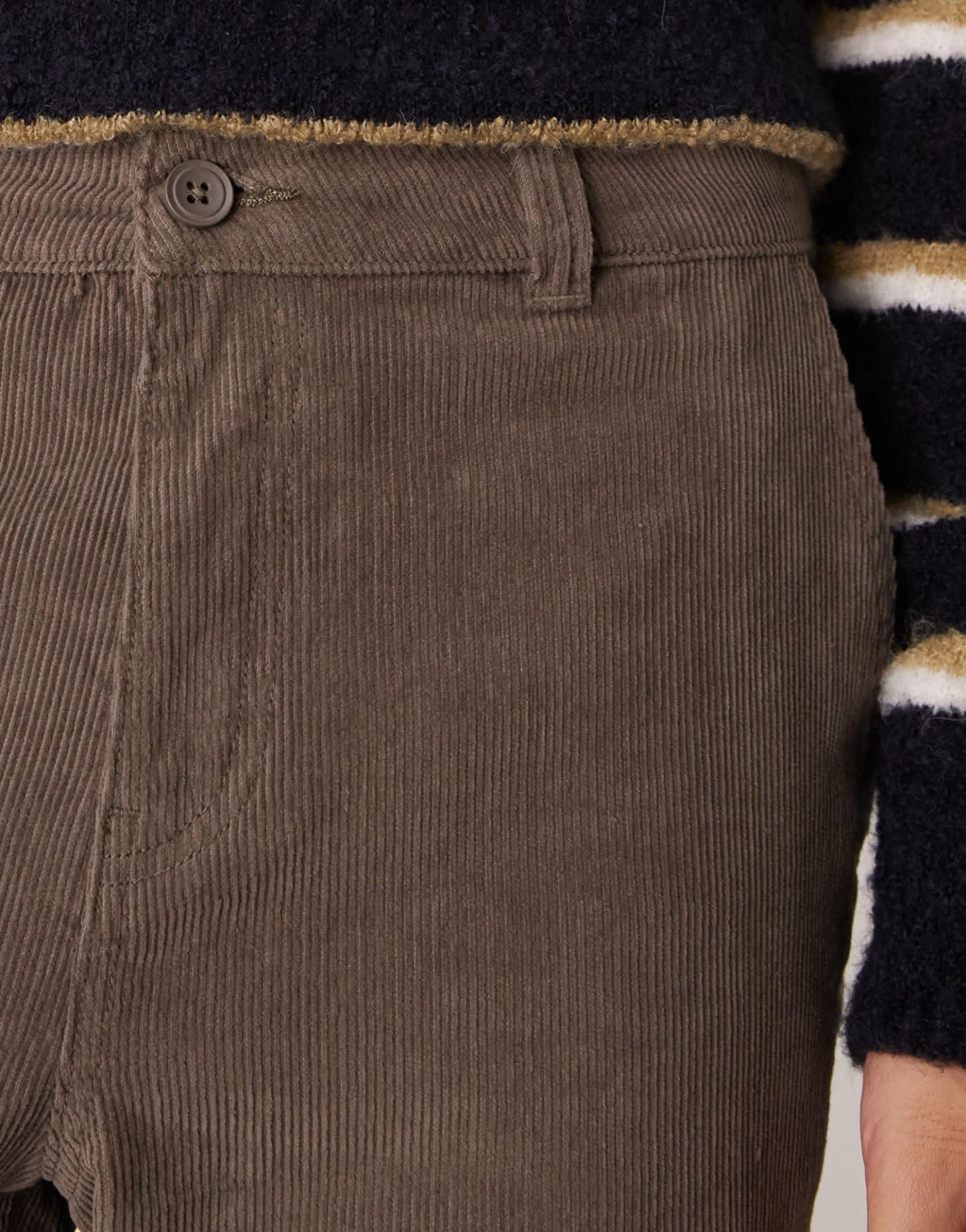 New Look cord trousers in mid brown - ASOS Sample Sale