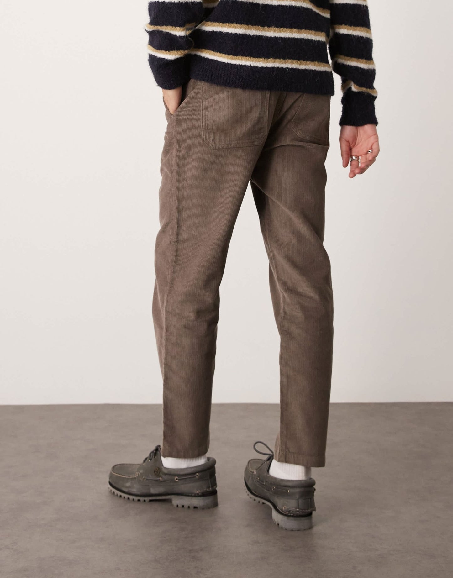 New Look cord trousers in mid brown - ASOS Sample Sale