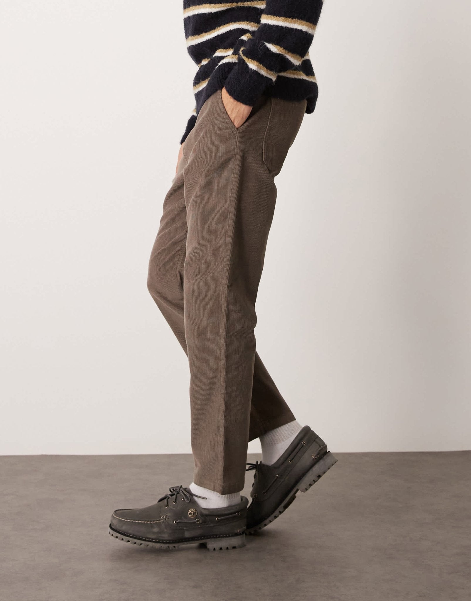 New Look cord trousers in mid brown - ASOS Sample Sale