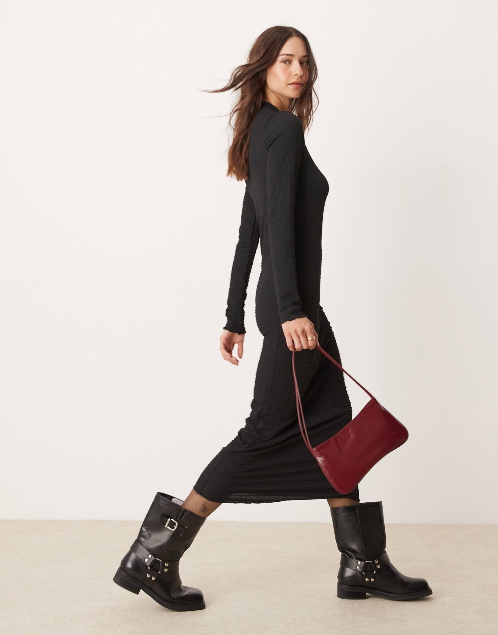 New Look crinkle long sleeve midi dress in black - ASOS Sample Sale