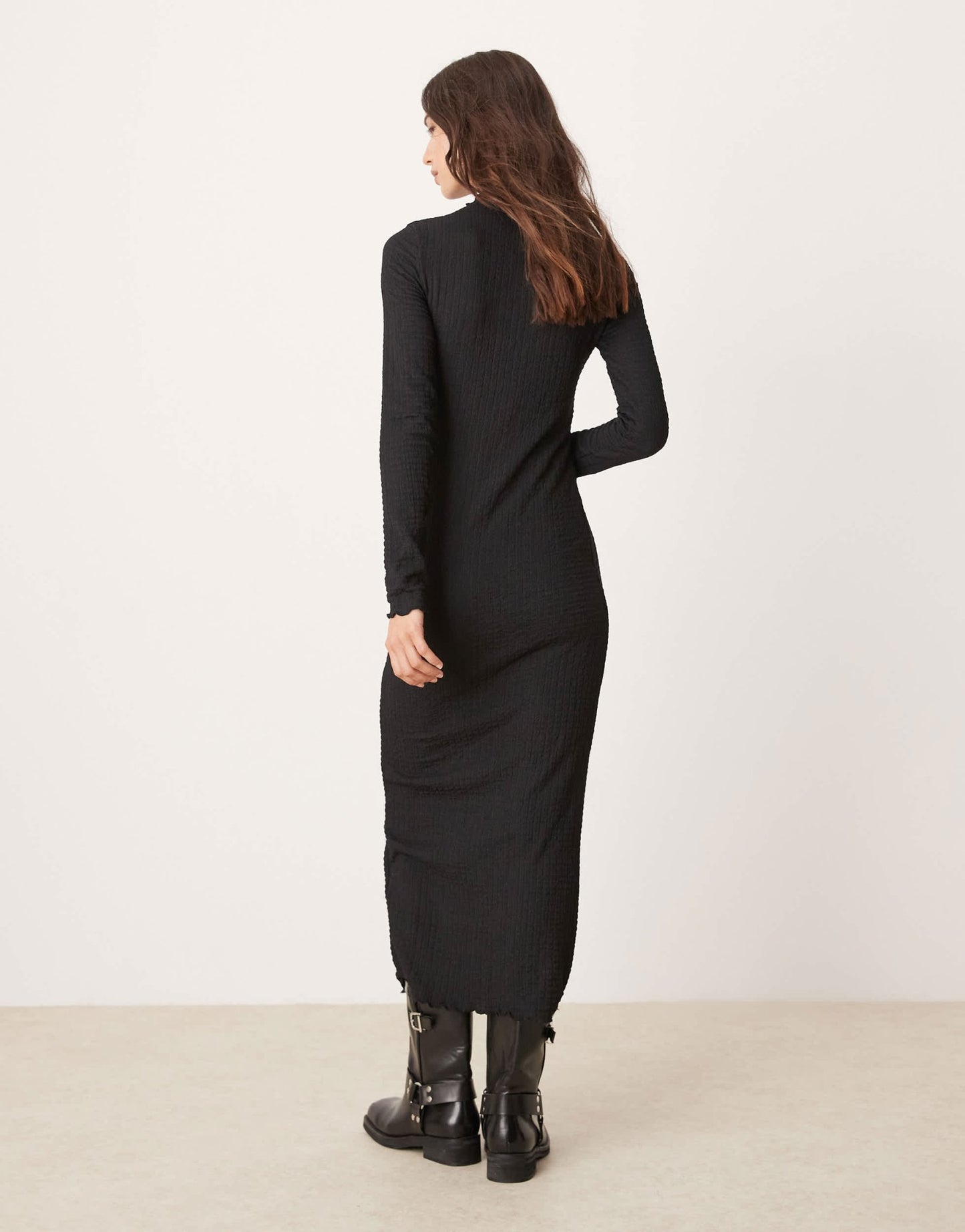 New Look crinkle long sleeve midi dress in black - ASOS Sample Sale