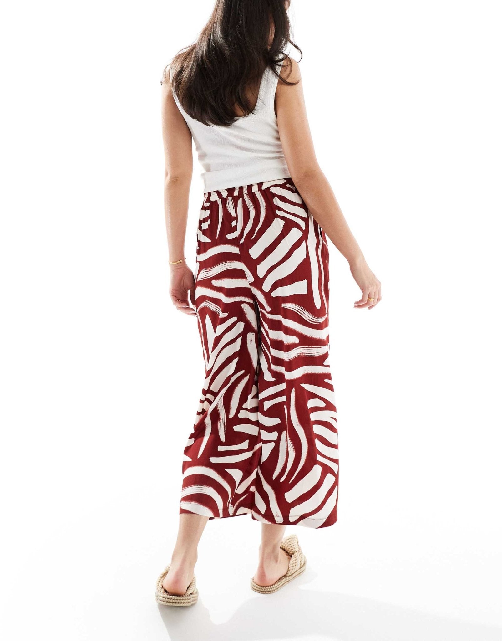 New Look cropped wide leg trousers in brown pattern - ASOS Sample Sale