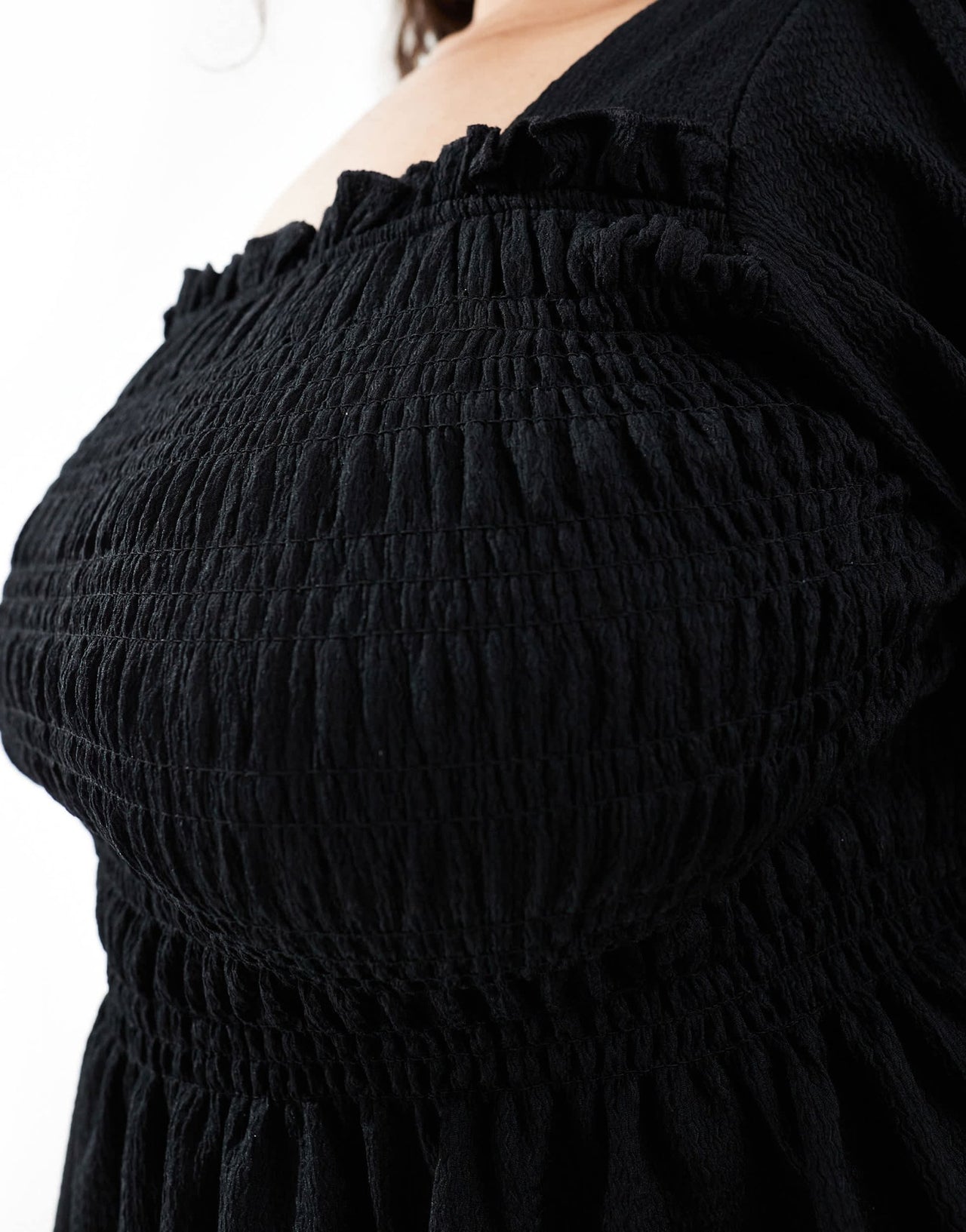 New Look Curve shirred bodice short sleeve top in black - ASOS Sample Sale