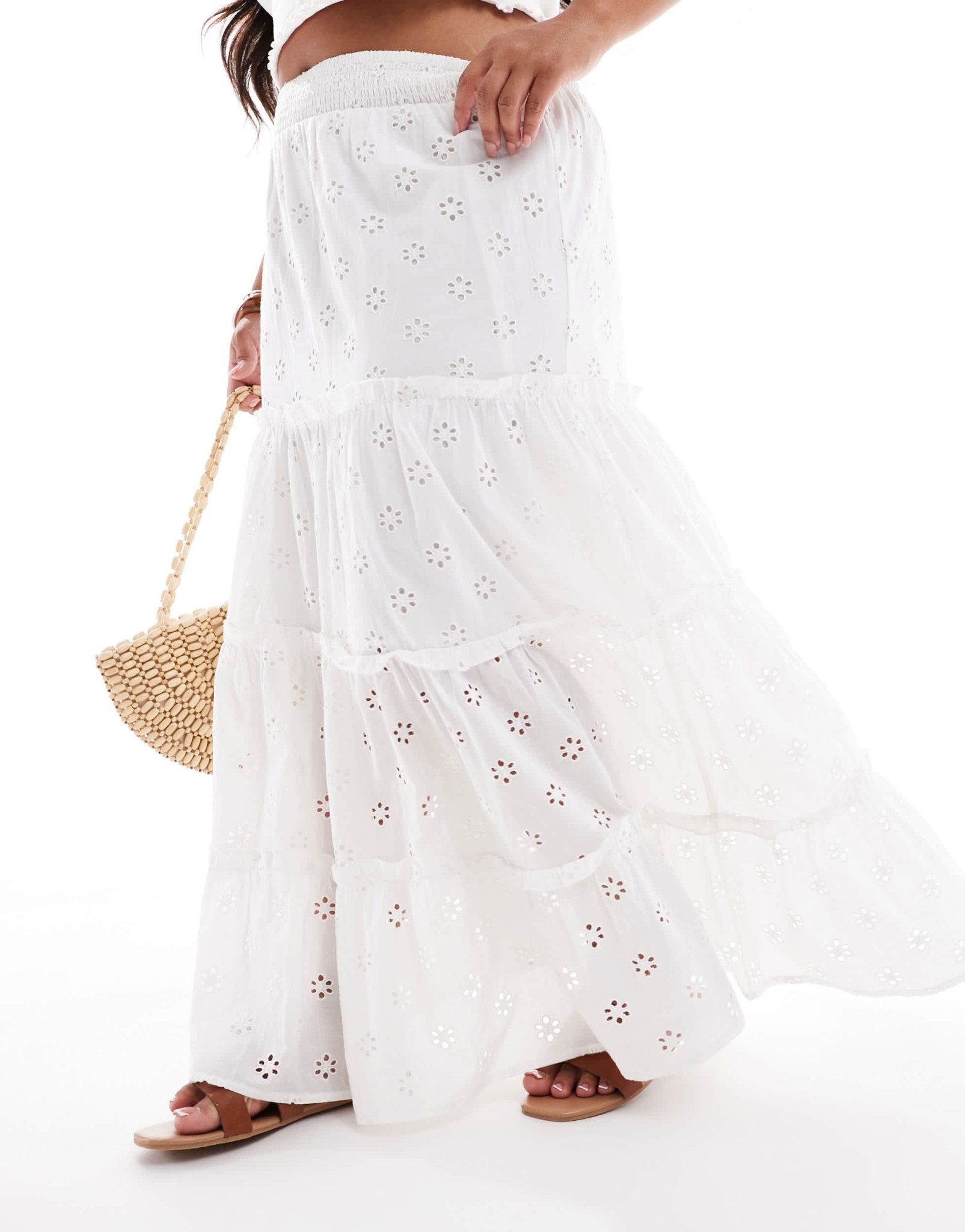 New Look Curve shirred waist embroidered midi skirt in white - ASOS Sample Sale