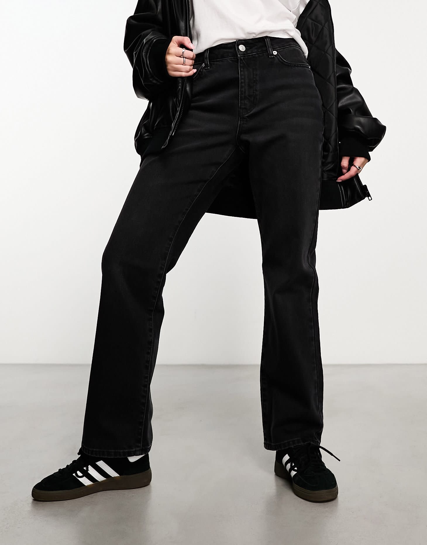 New Look dad jeans in black - ASOS Sample Sale