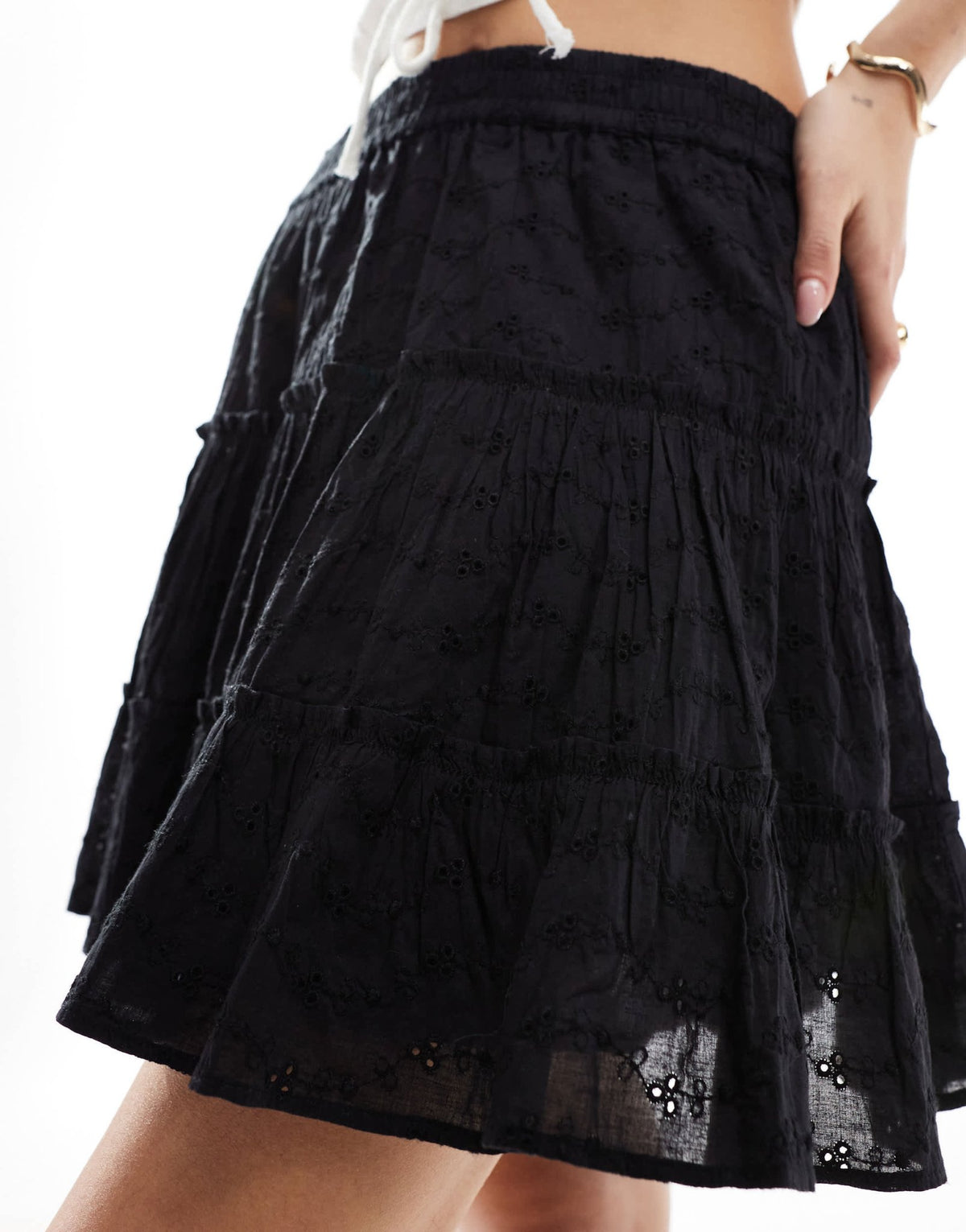 New Look embroidered rara mini skirt in black - ASOS Sample Sale