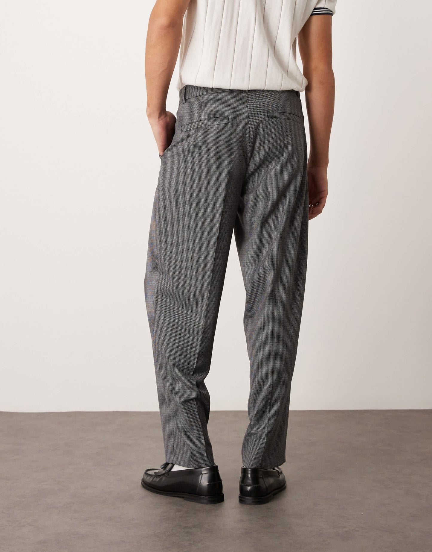 New Look front pleat smart trousers in mini grey check - ASOS Sample Sale