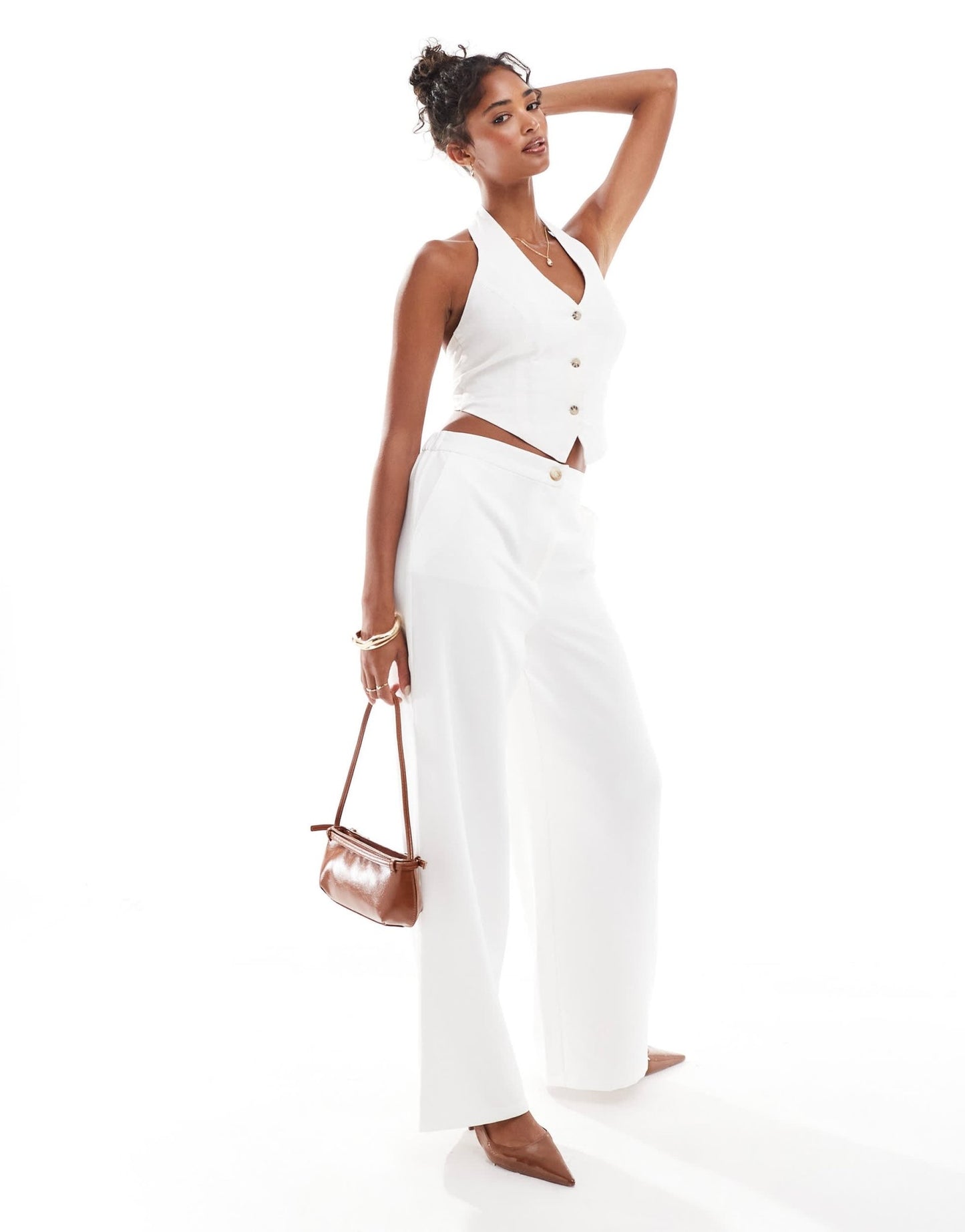 New Look linen halterneck waistcoat in white - ASOS Sample Sale