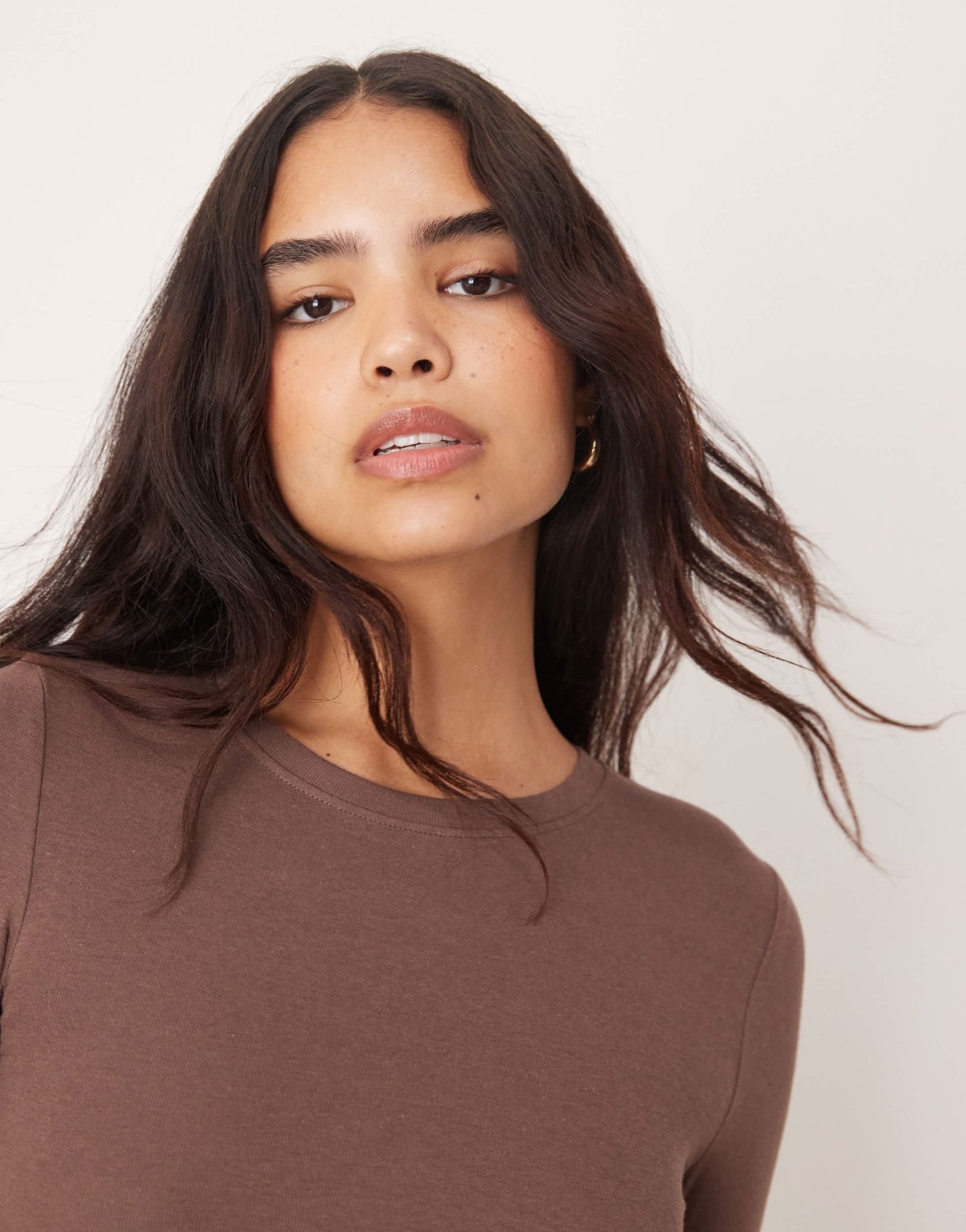 New Look long sleeve crew neck top in brown - ASOS Sample Sale