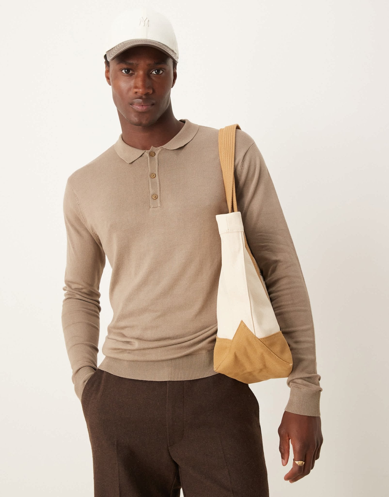 New Look long sleeve knitted polo in brown - ASOS Sample Sale