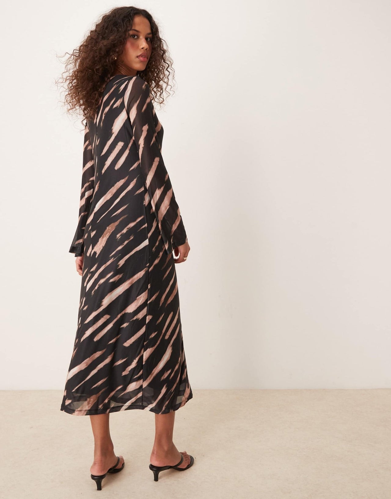 New Look long sleeve mesh midi dress in tiger pattern - ASOS Sample Sale