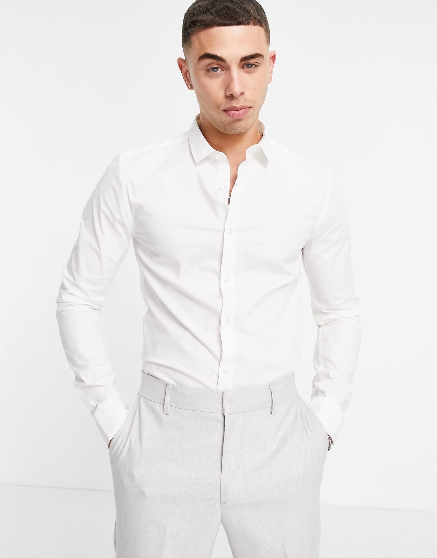 New Look long sleeve muscle fit poplin shirt in white - ASOS Sample Sale