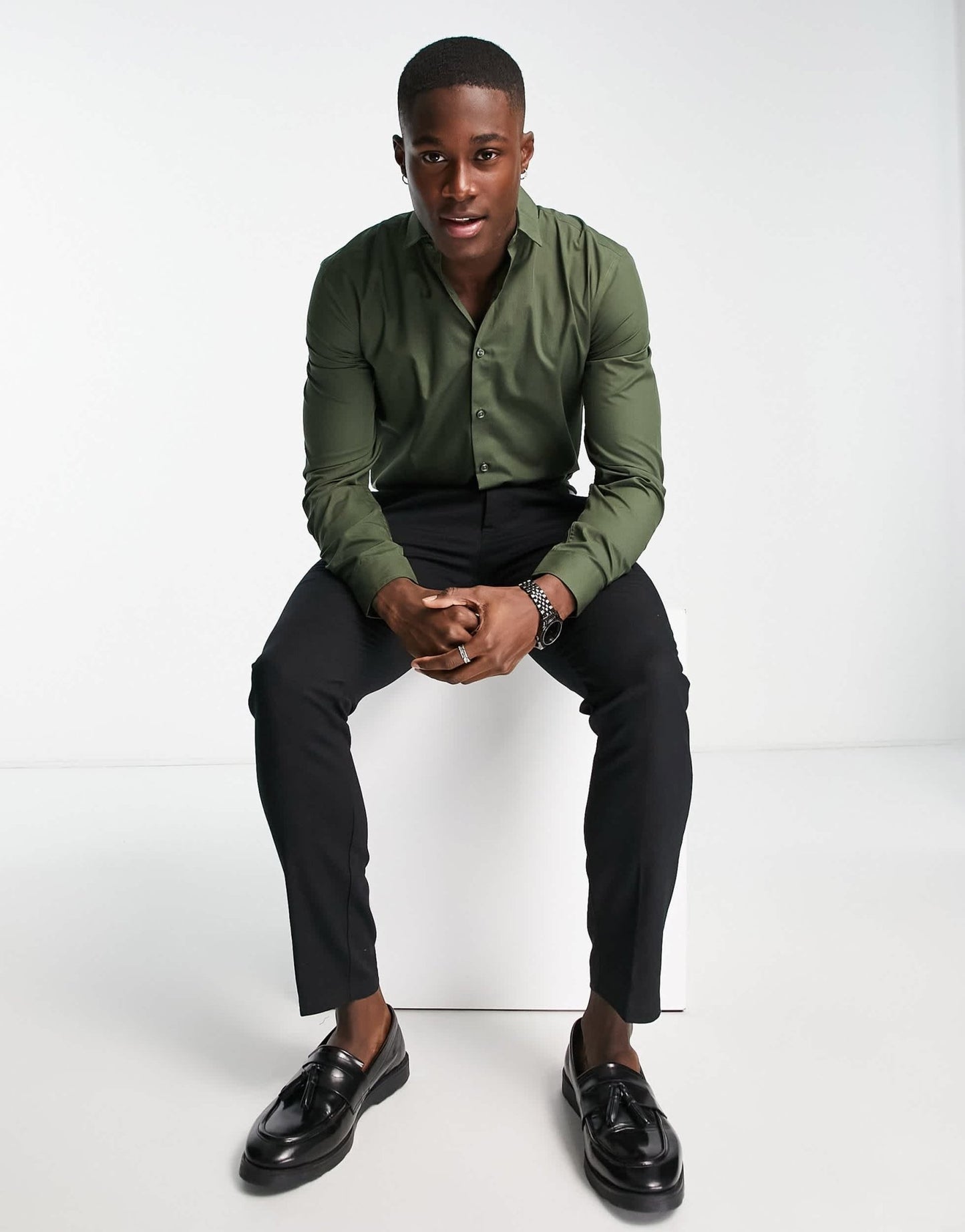 New Look long sleeve poplin shirt in khaki - ASOS Sample Sale