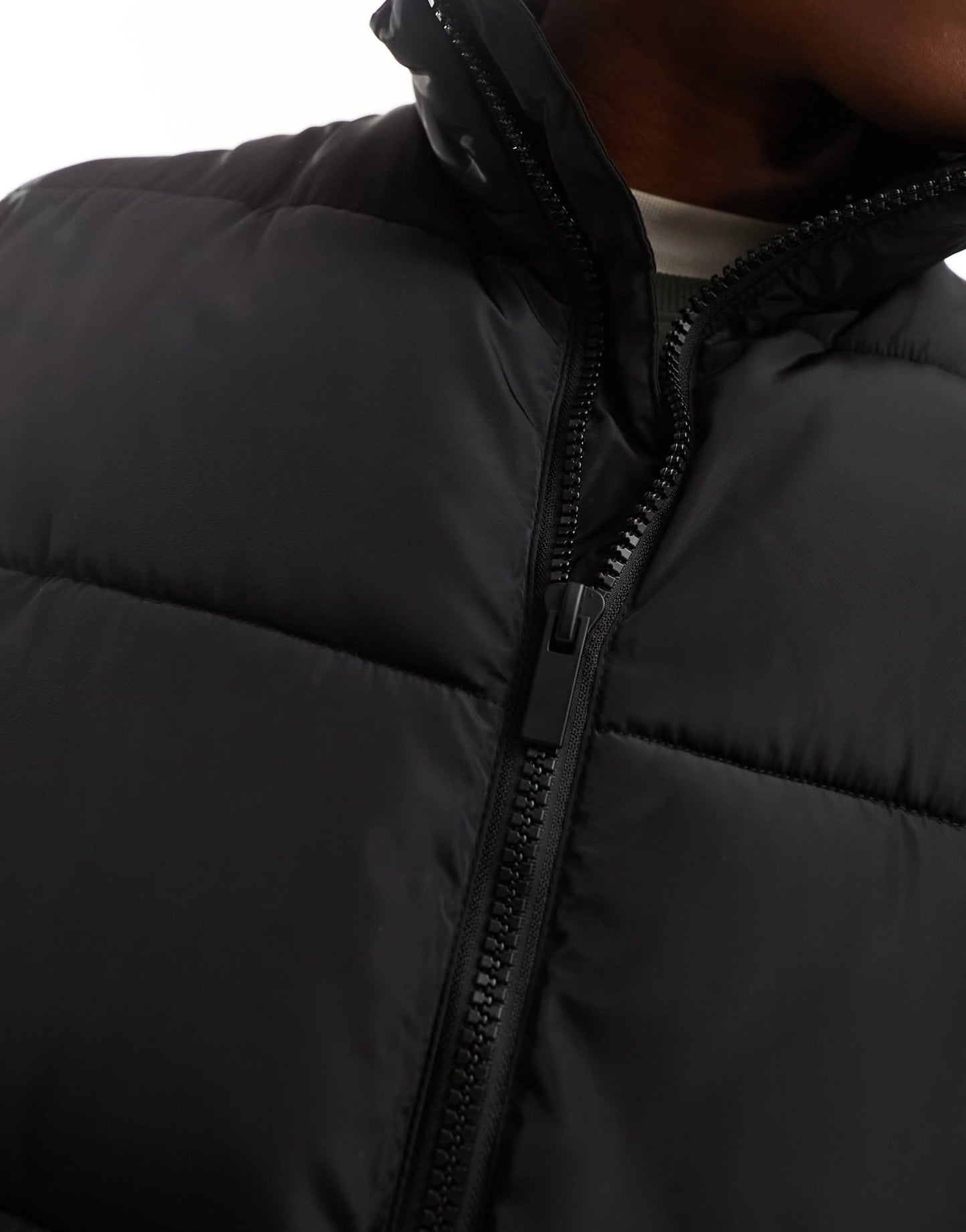 New Look longline puffer gilet in black - ASOS Sample Sale