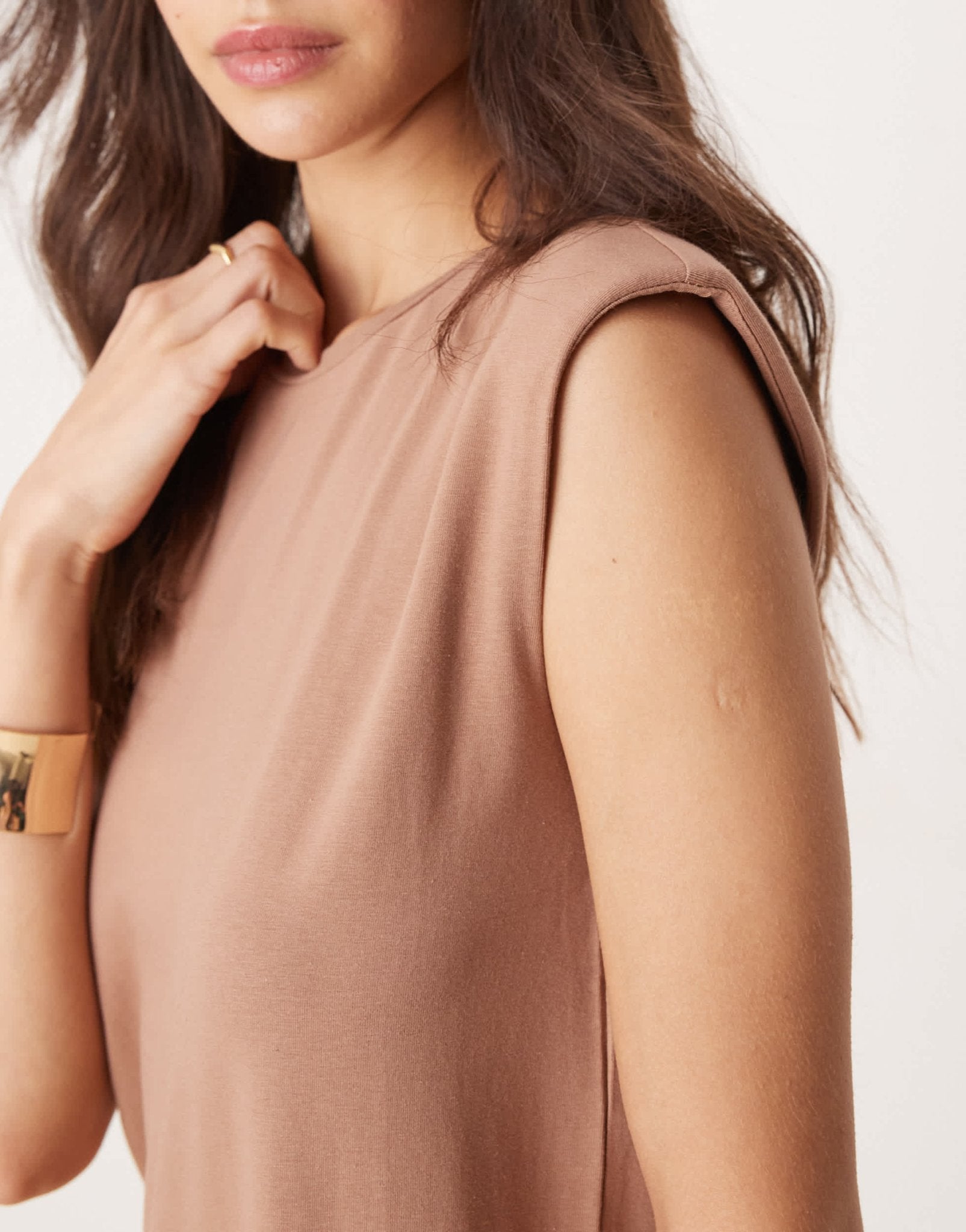 New Look midi dress with shoulder pads in mink - ASOS Sample Sale