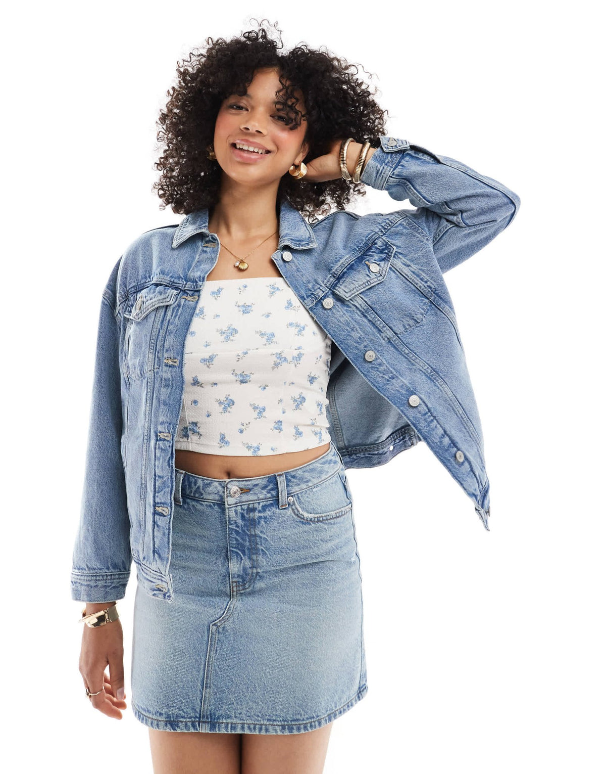 New Look oversized denim jacket in mid blue - ASOS Sample Sale
