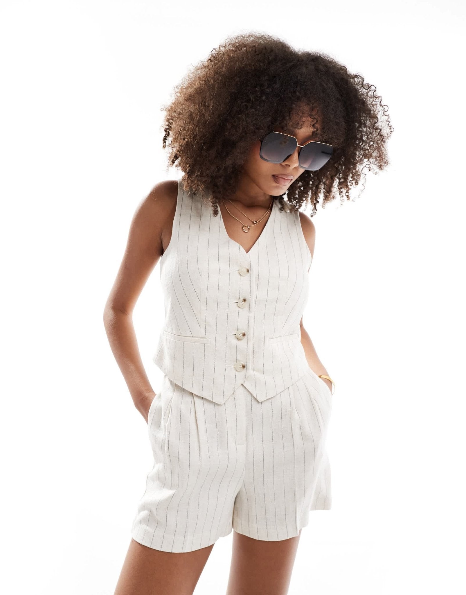 New Look pinstripe linen look waistcoat in white - ASOS Sample Sale