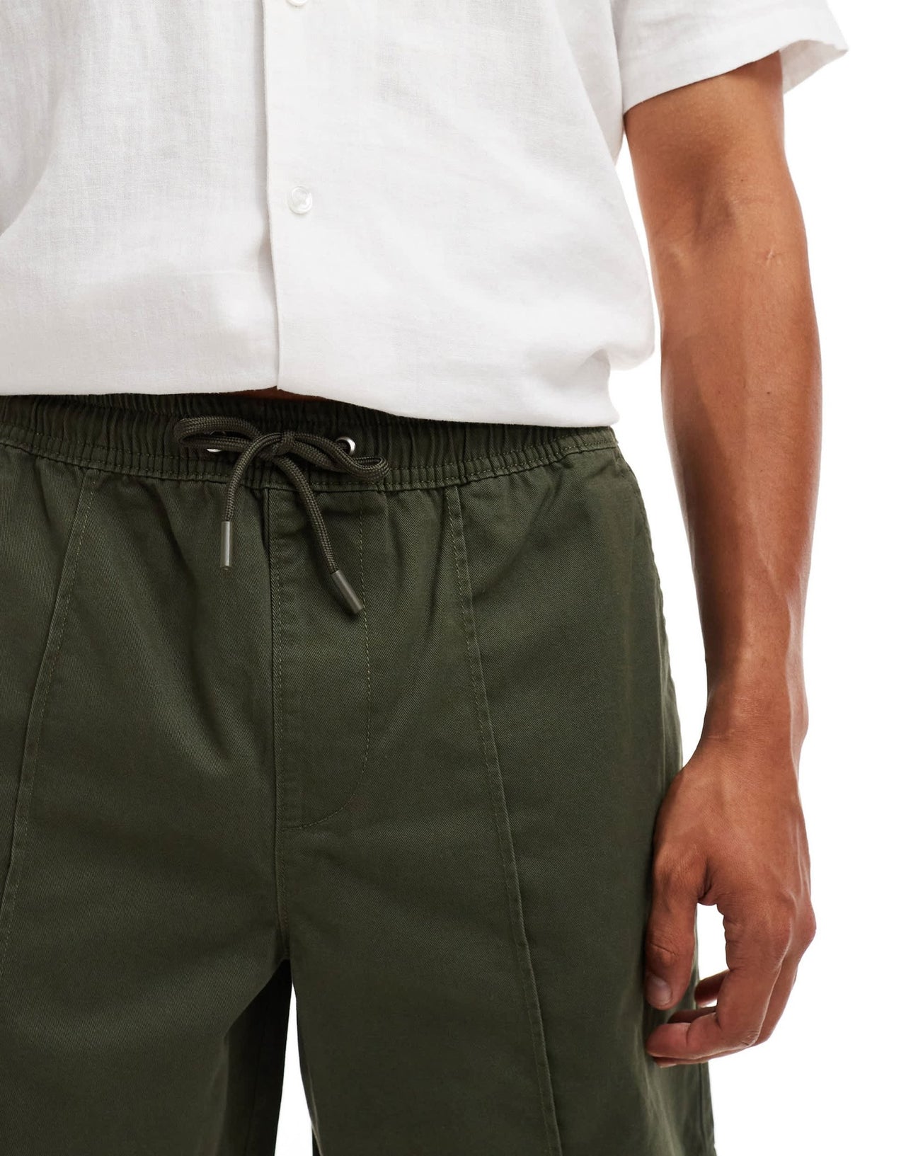 New Look pintuck shorts in khaki - ASOS Sample Sale