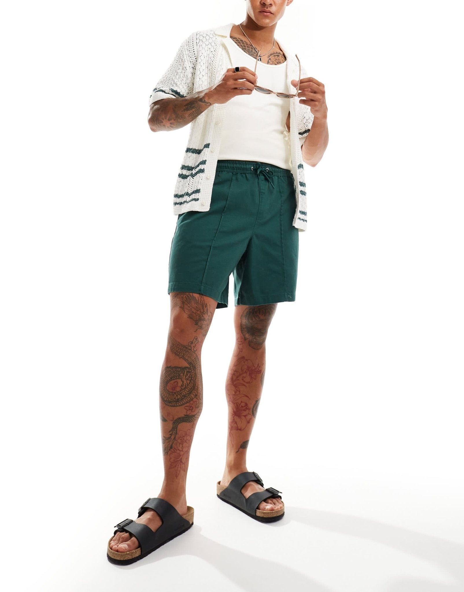 New Look pintuck shorts in mid green - ASOS Sample Sale