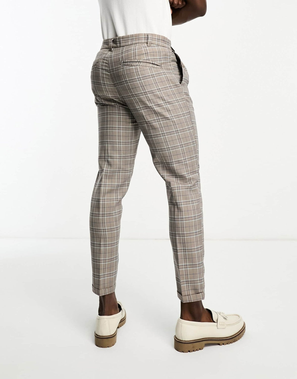New Look pleat front smart tapered trousers in brown check - ASOS Sample Sale