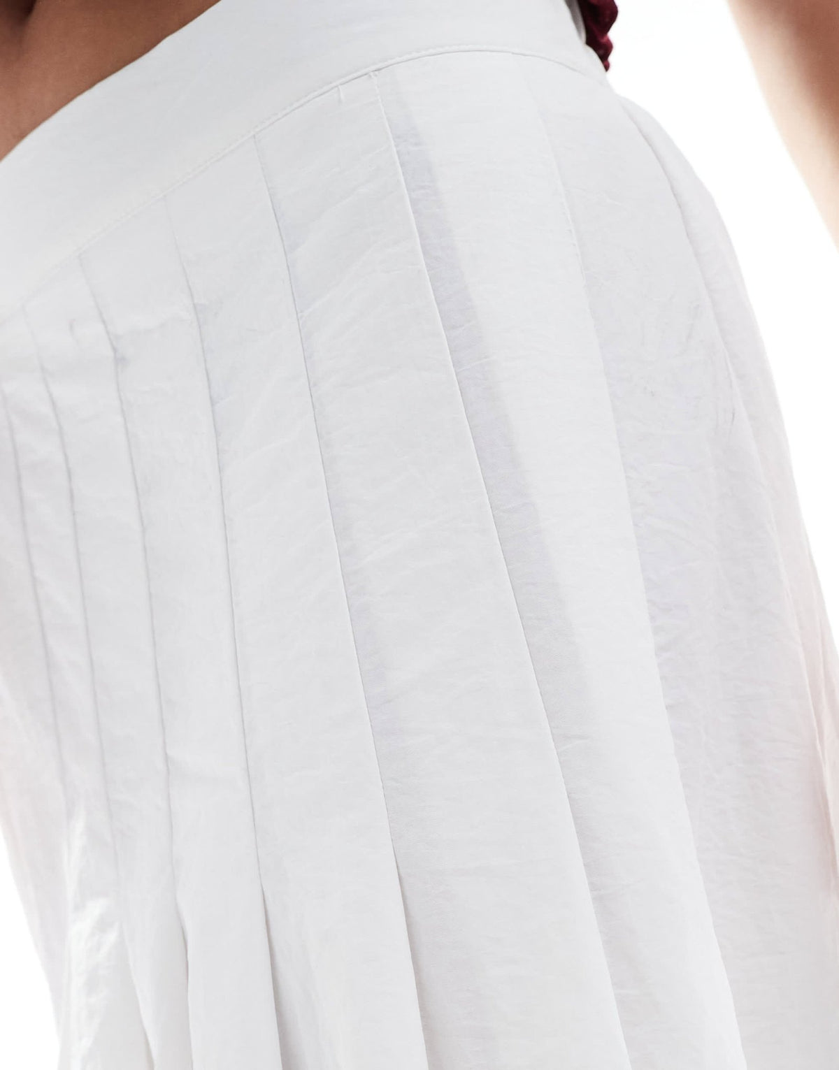 New Look pleated full midi skirt in white - ASOS Sample Sale