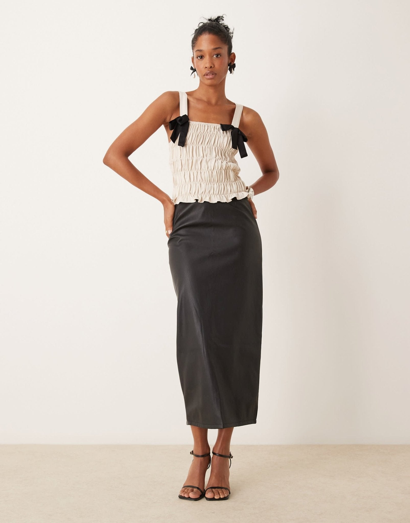 New Look PU pencil midi skirt in black - ASOS Sample Sale