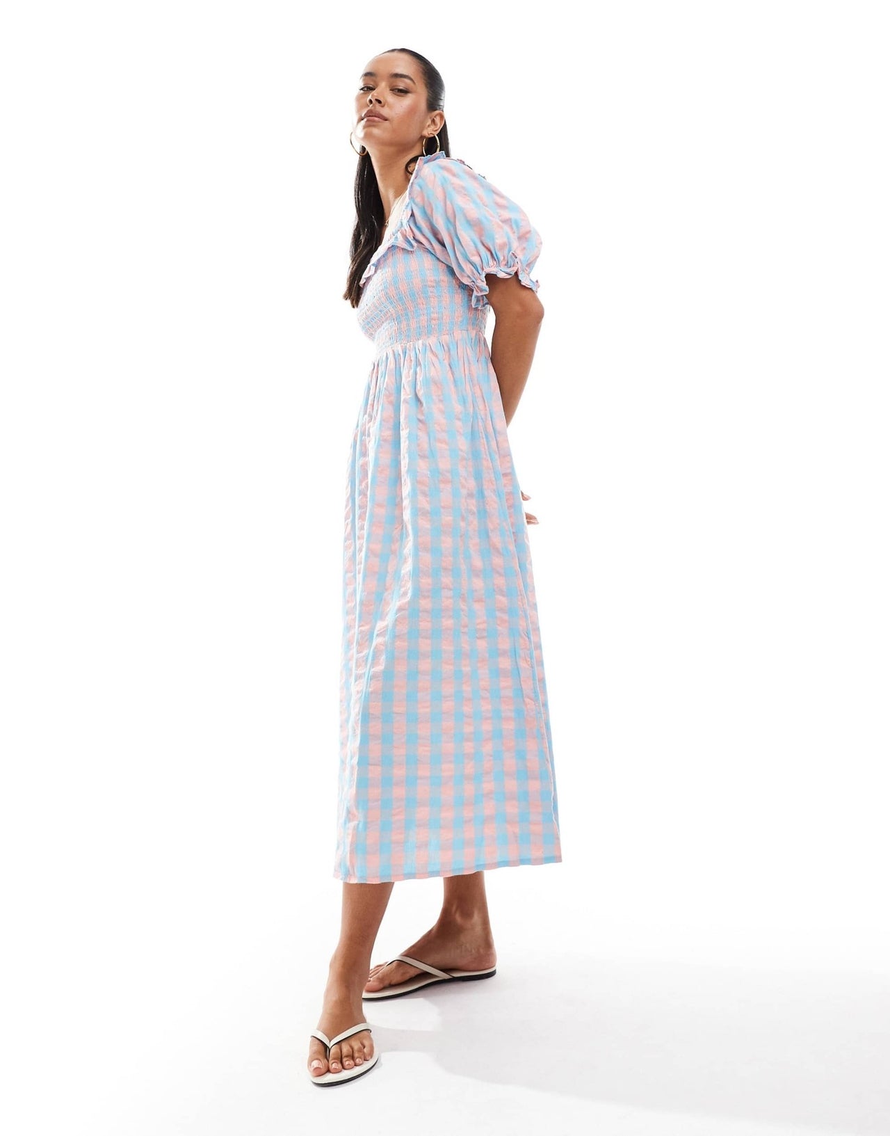 New Look puff sleeve milkmaid dress in blue and pink gingham - ASOS Sample Sale