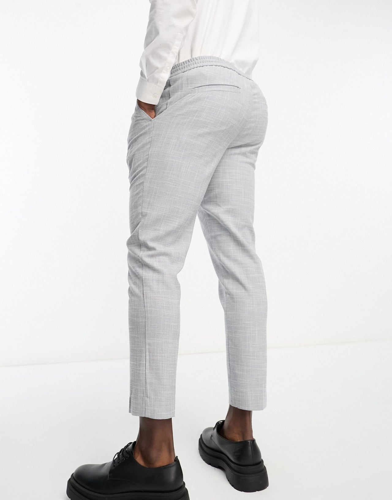 New Look pull on slim cropped trousers in grey texture - ASOS Sample Sale