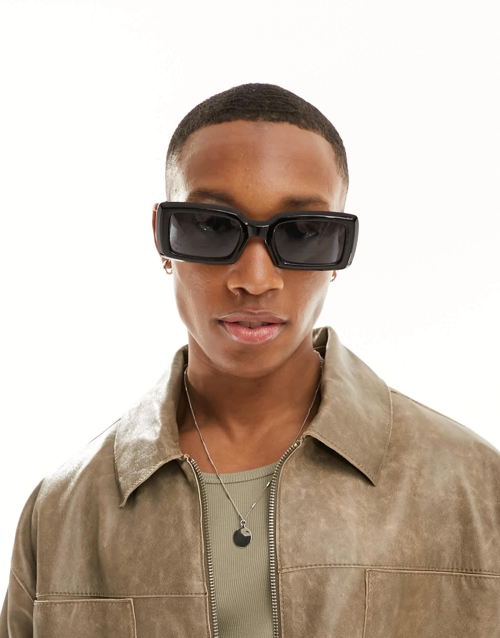 New Look rectangle framed sunglasses in black - ASOS Sample Sale