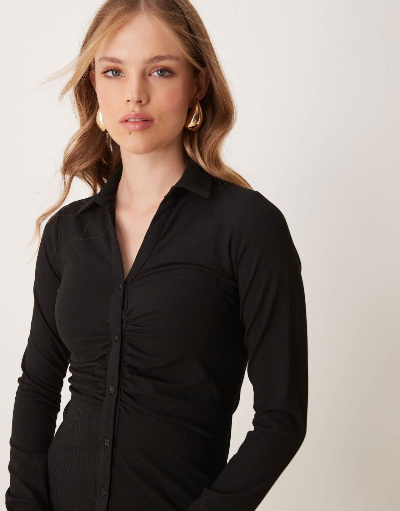 New Look ruched long sleeve shirt mini dress in black - ASOS Sample Sale