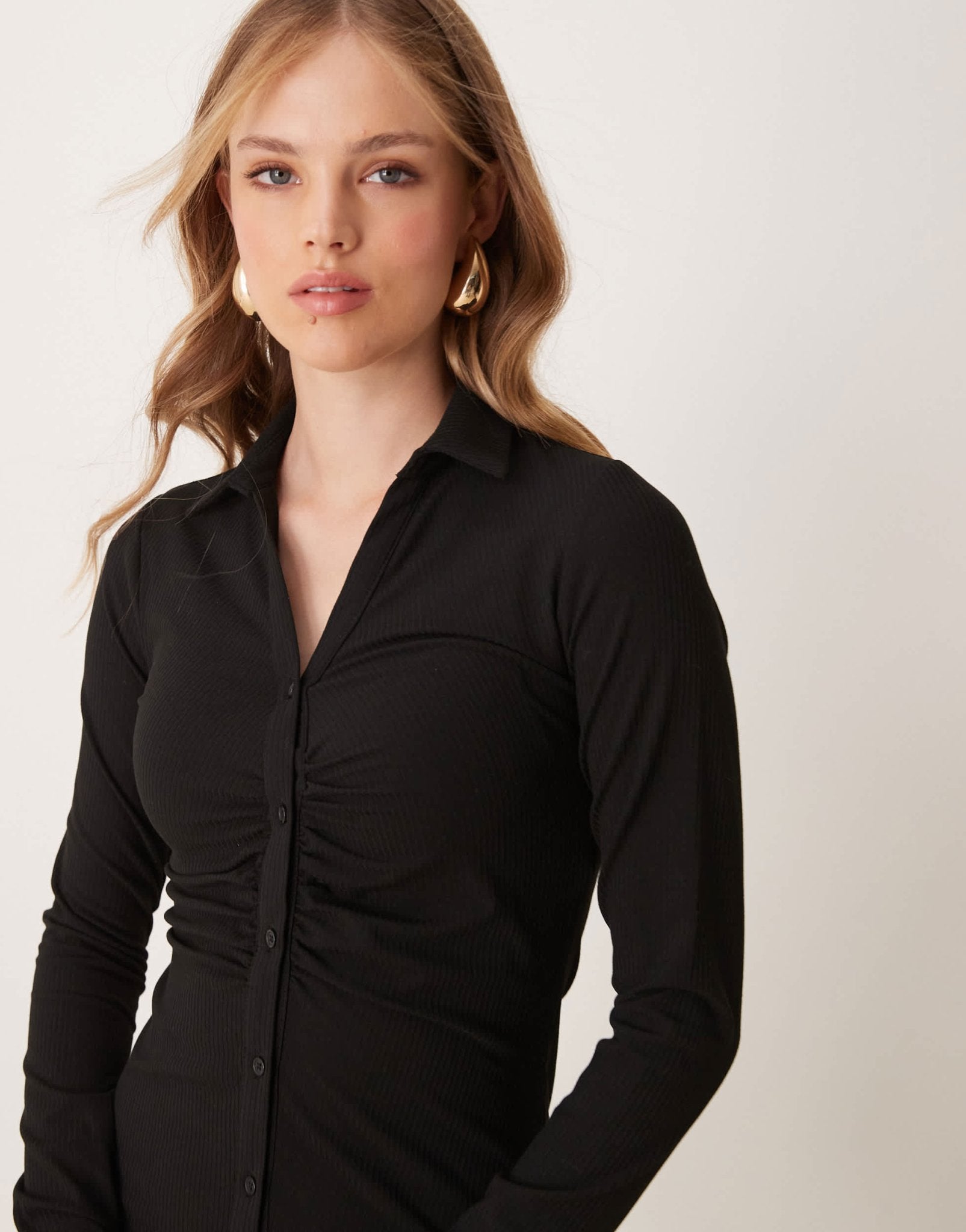 New Look ruched long sleeve shirt mini dress in black - ASOS Sample Sale