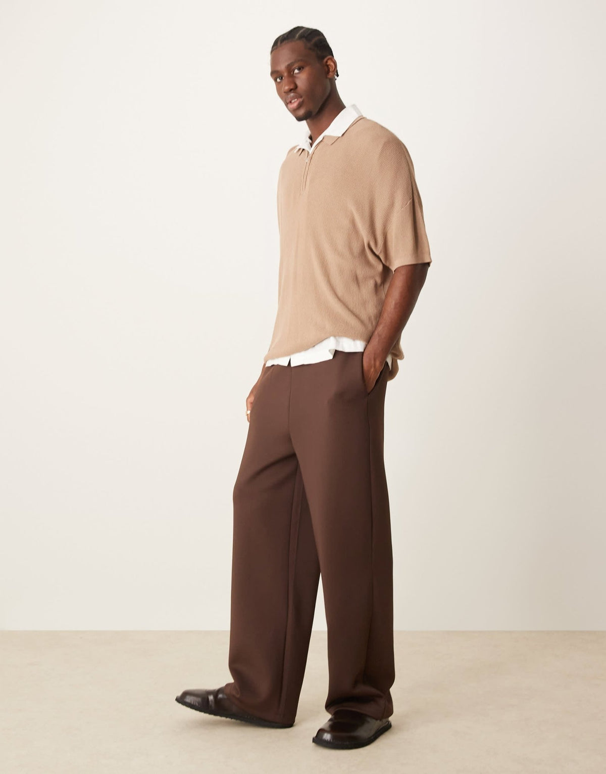 New Look short sleeve 1/4 zip polo in camel - ASOS Sample Sale