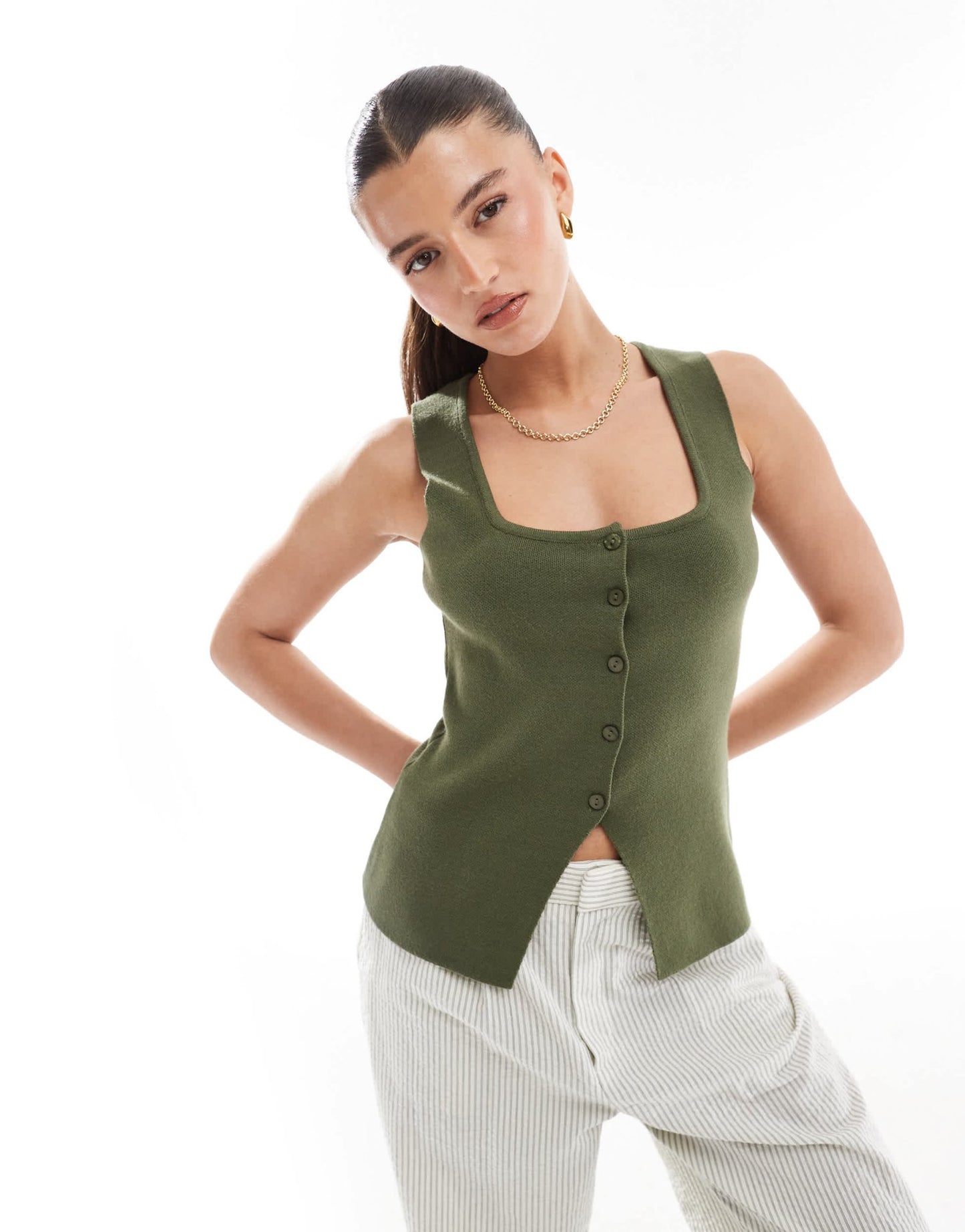 New Look square neck knitted waistcoat in khaki - ASOS Sample Sale
