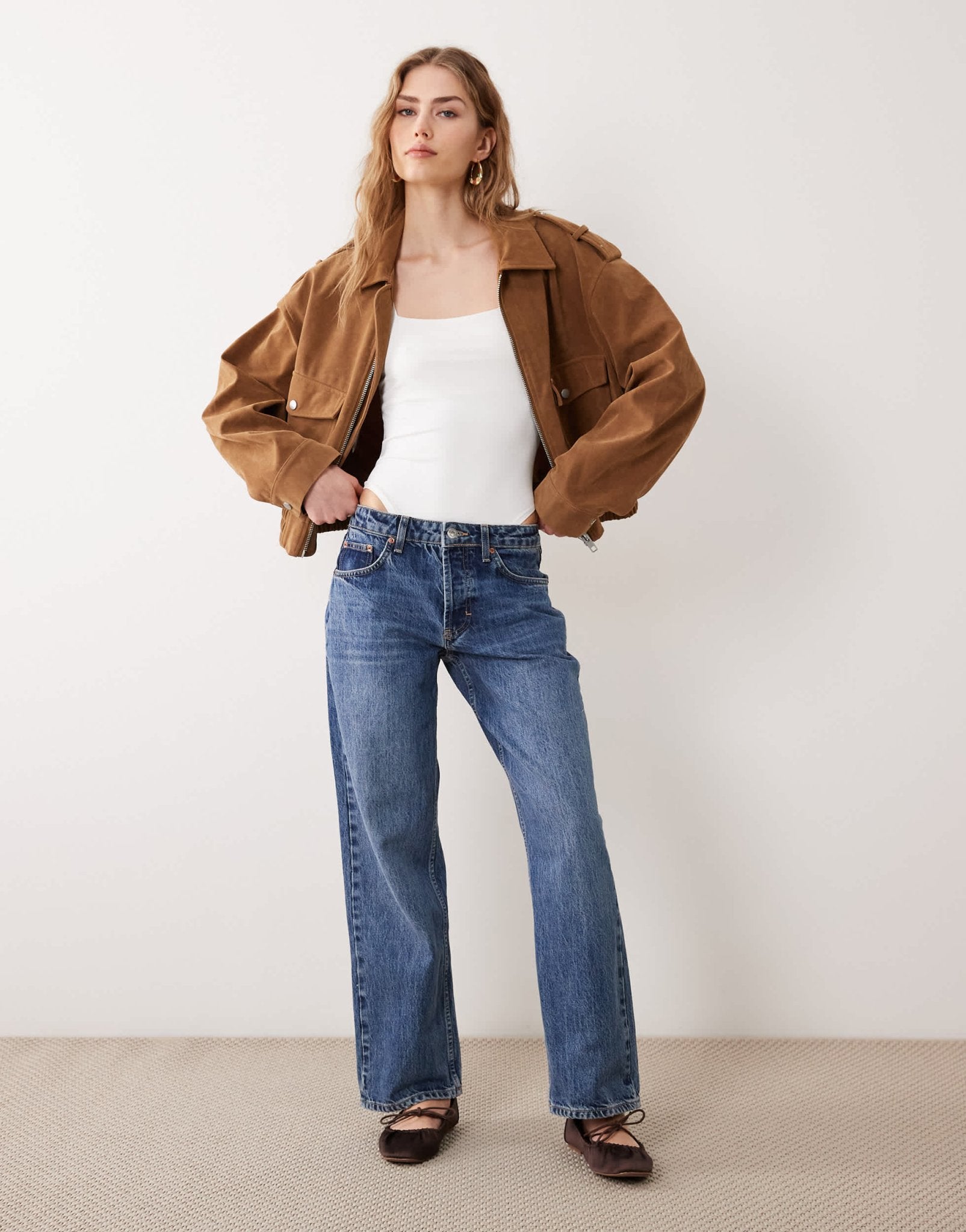 New Look square neck slinky bodysuit in white - ASOS Sample Sale