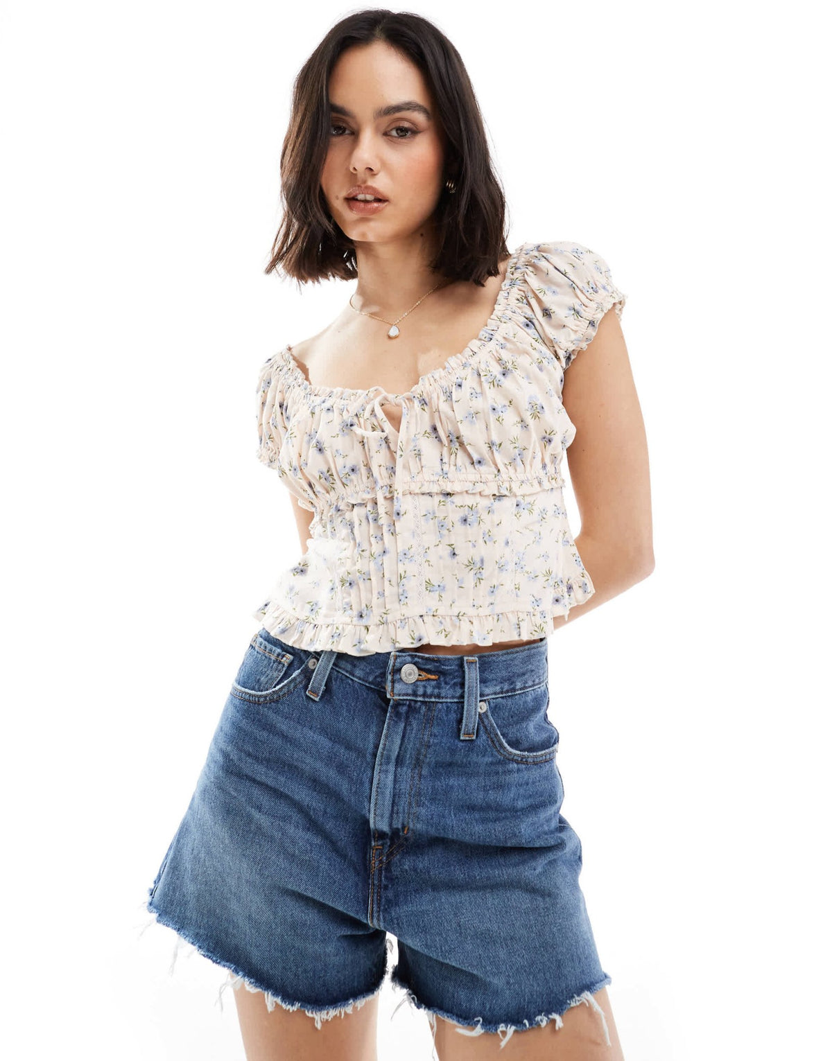 New Look tie front pintuck milkmaid top in floral print - ASOS Sample Sale