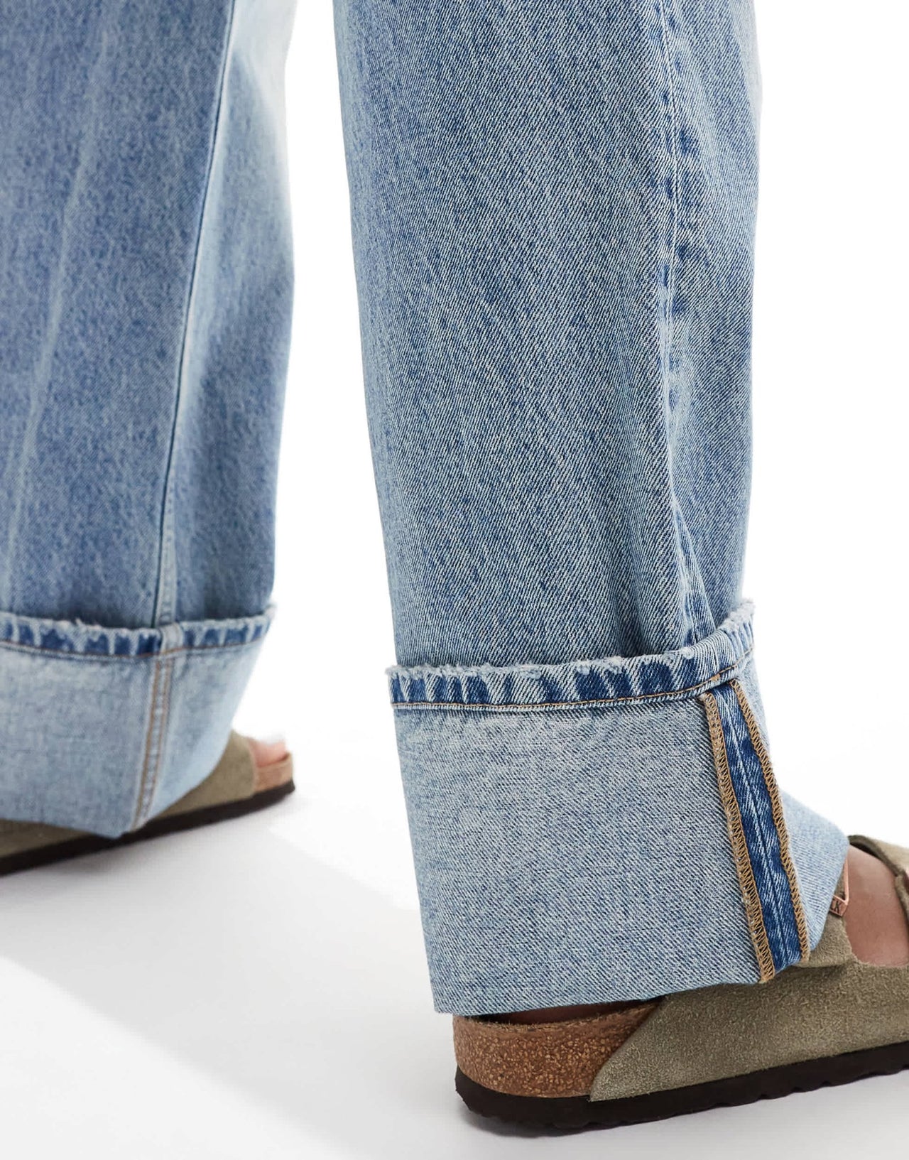New Look turn up jeans in mid blue - ASOS Sample Sale