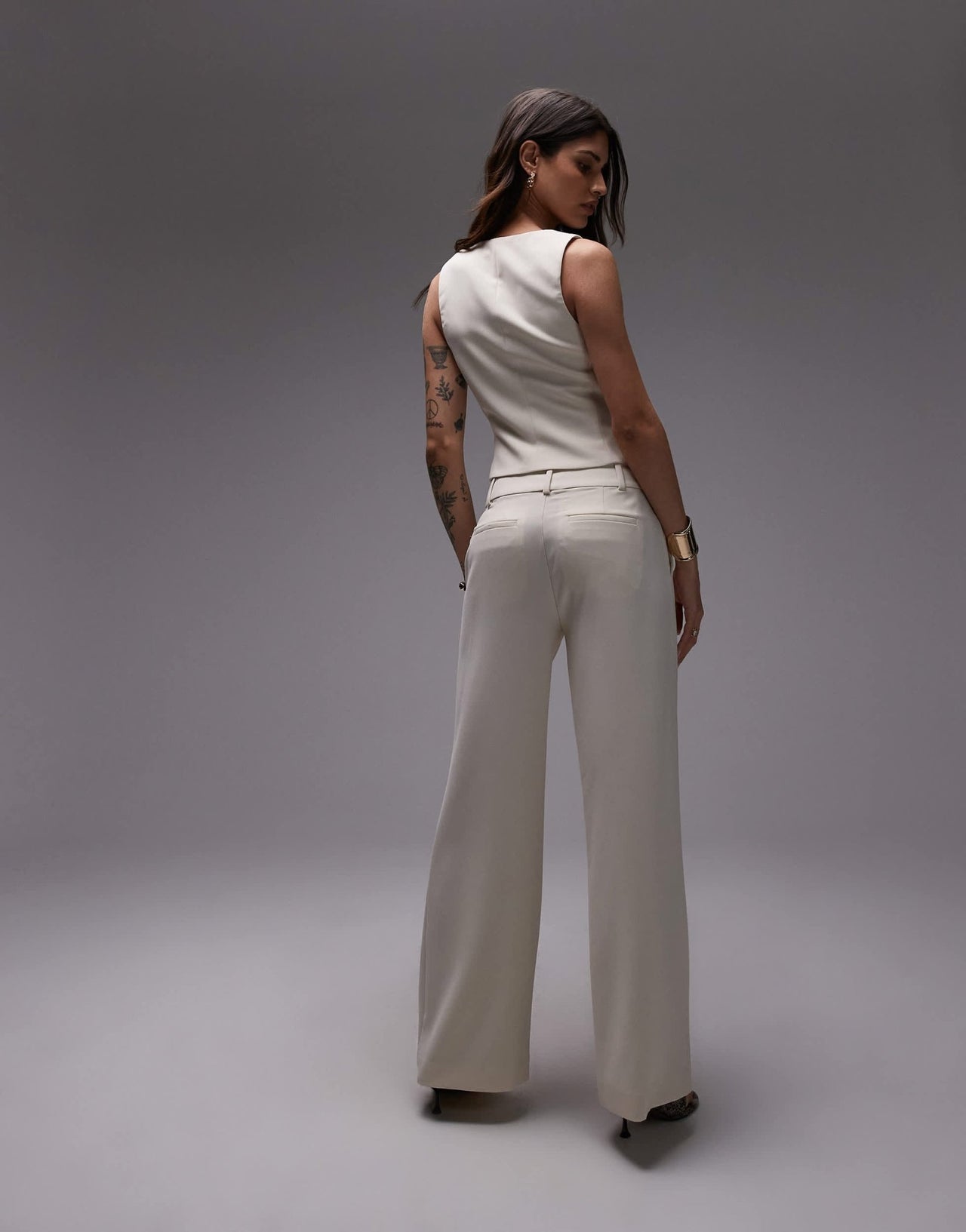 Nia sage linen wide leg trousers in birch - ASOS Sample Sale