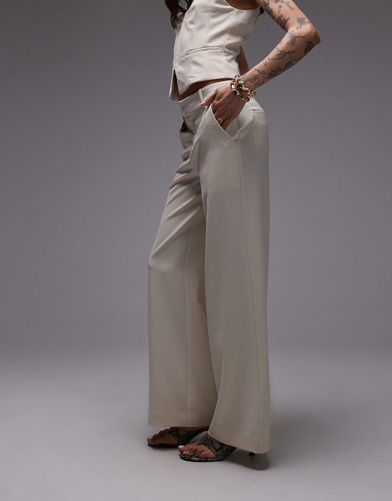 Nia sage linen wide leg trousers in birch - ASOS Sample Sale