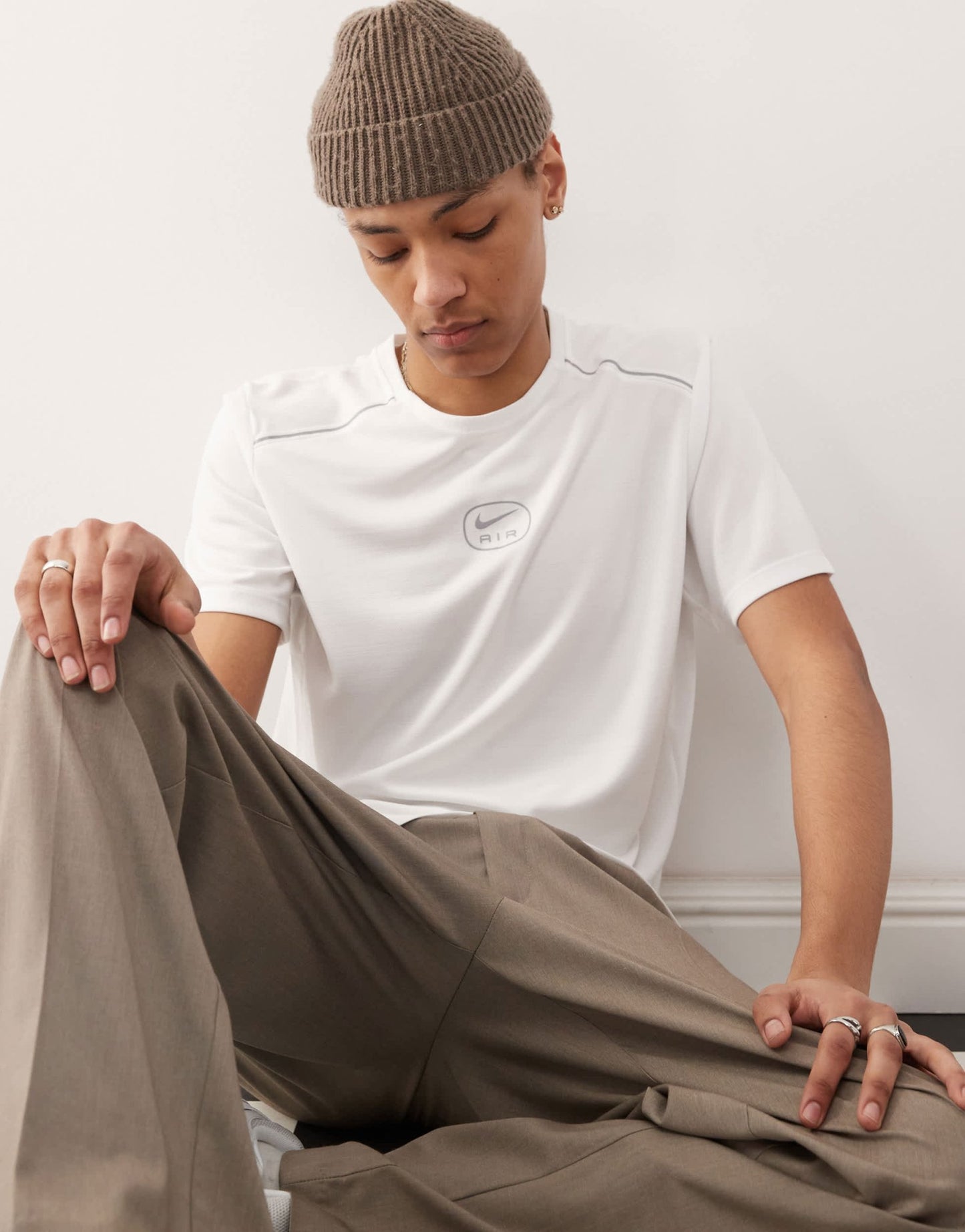 Nike Air graphic t-shirt in white - ASOS Sample Sale