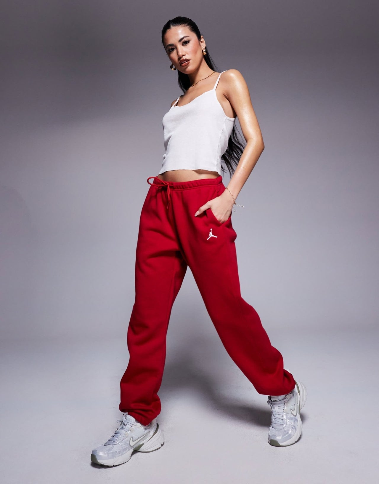 Nike Air Jordan Brooklyn Fleece joggers in red - ASOS Sample Sale