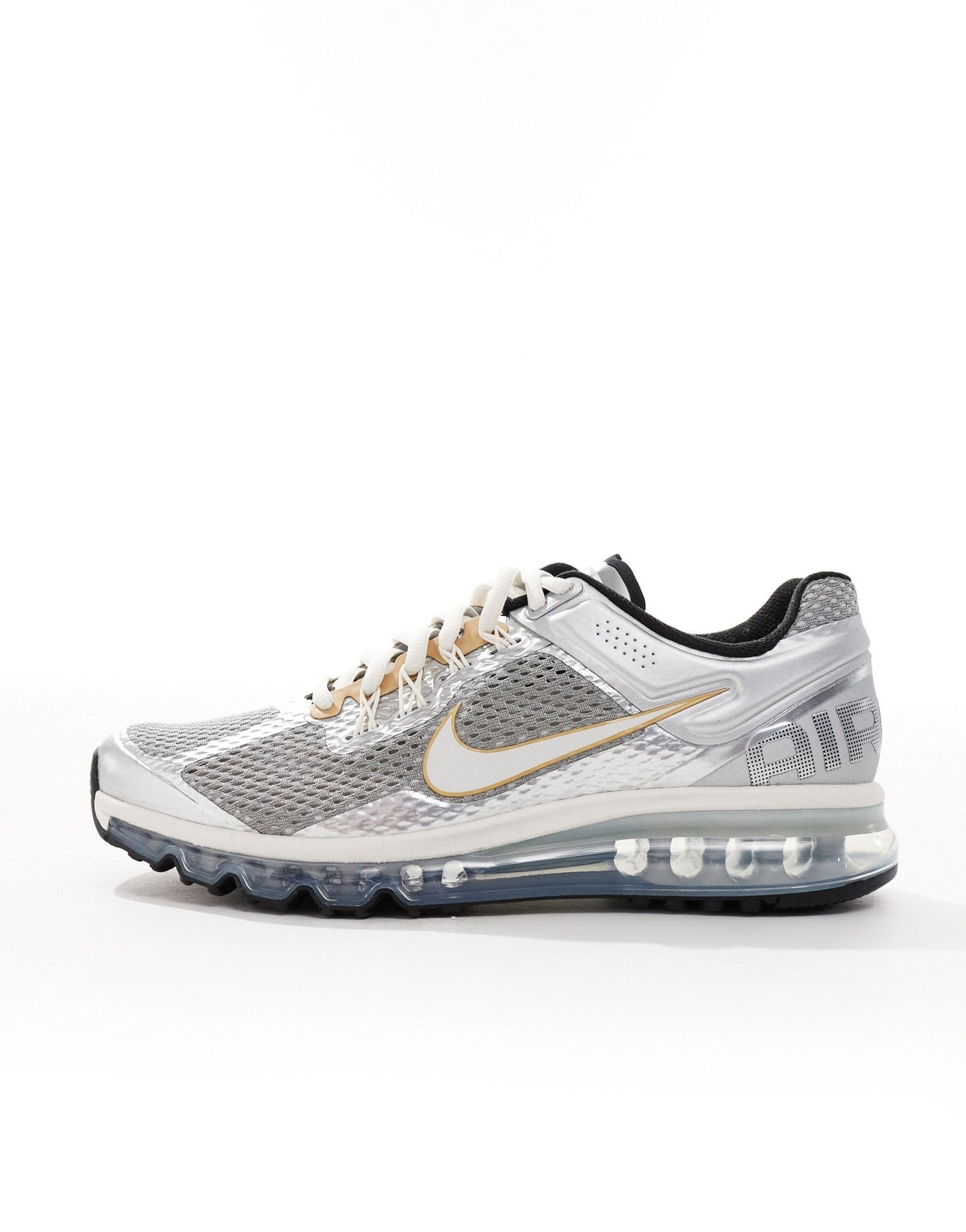 Nike Air Max 2013 trainers in silver - ASOS Sample Sale