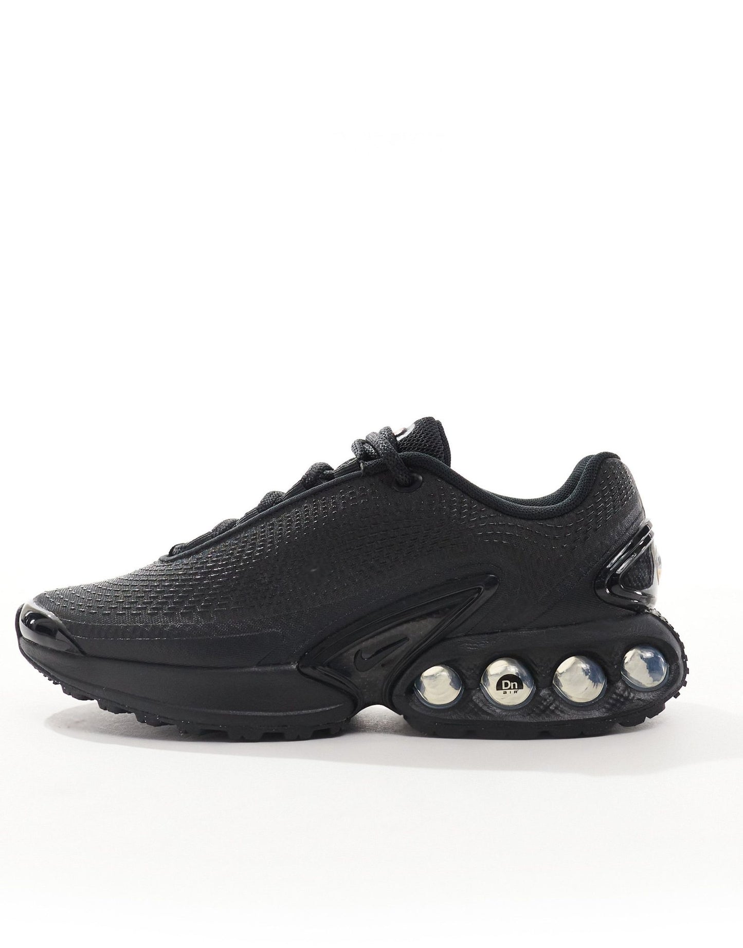 Nike Air Max DN trainers in black - ASOS Sample Sale